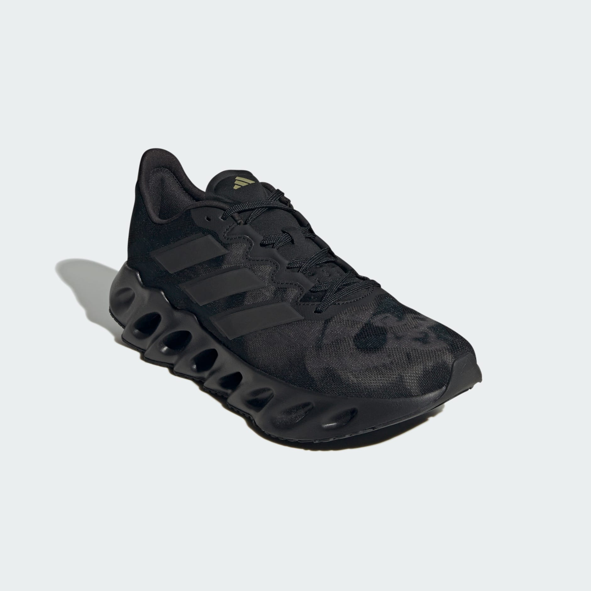 ADIDAS SWITCH FWD
