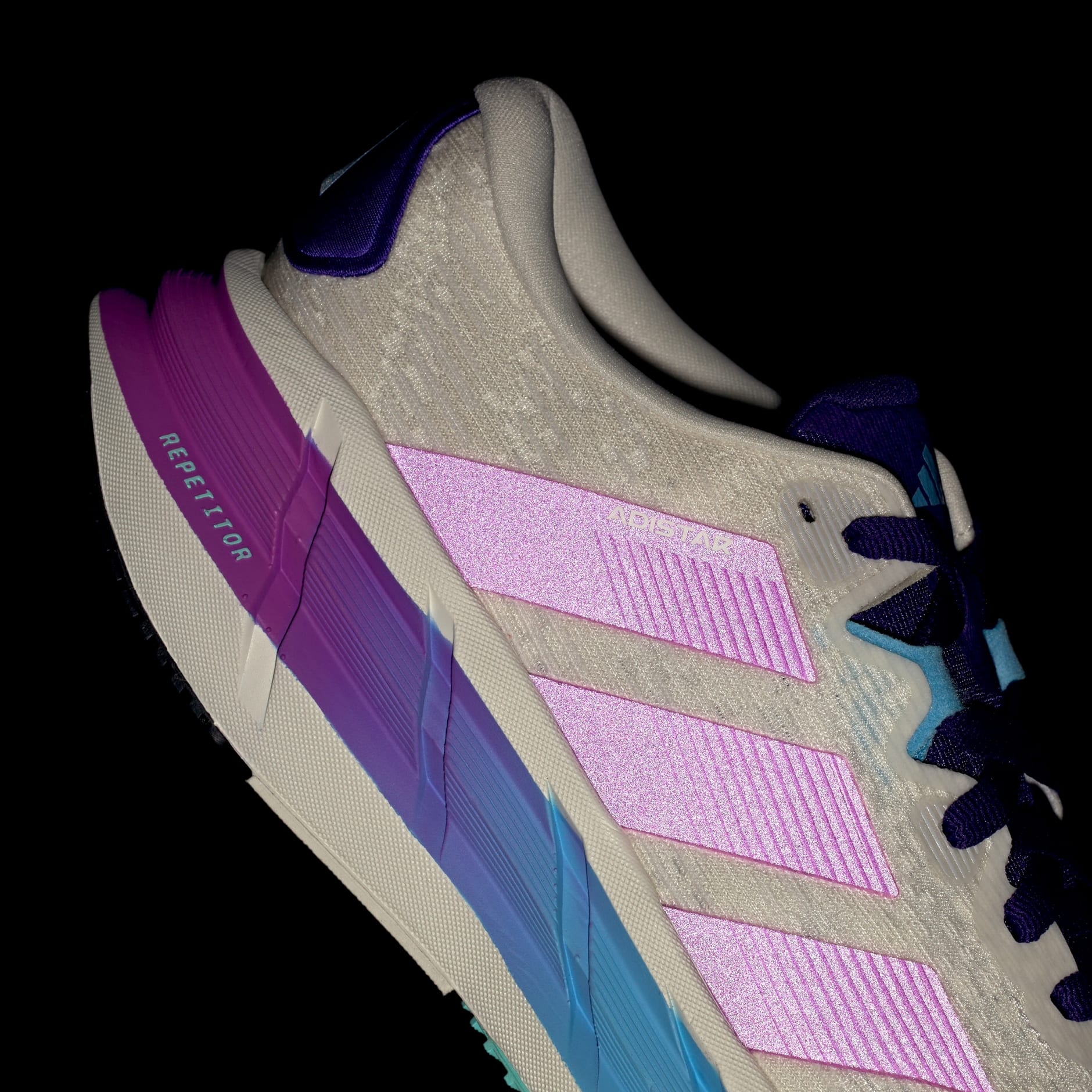 Adistar 4 Running Shoes