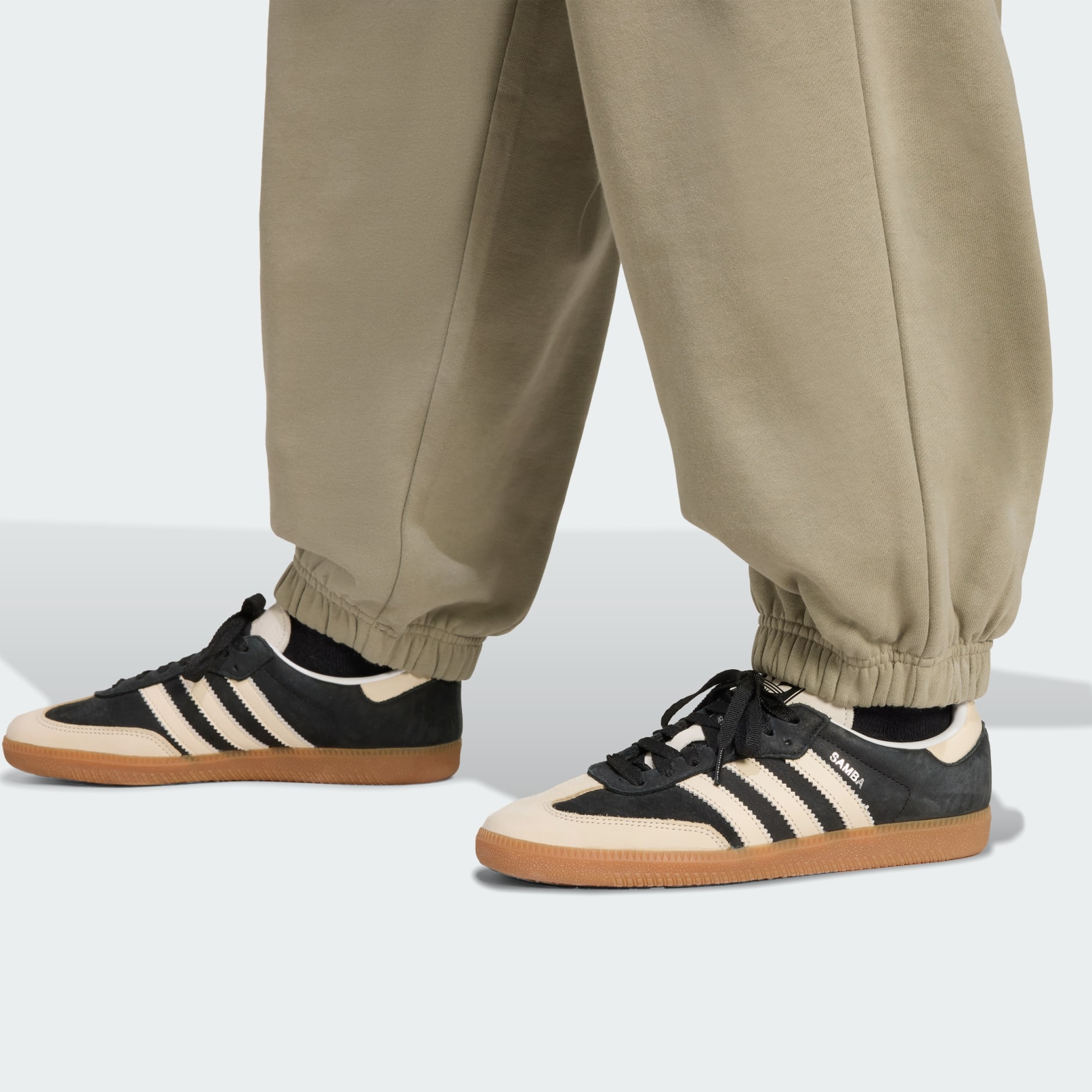 Pantaloni sport supradimensionați Essentials Linear