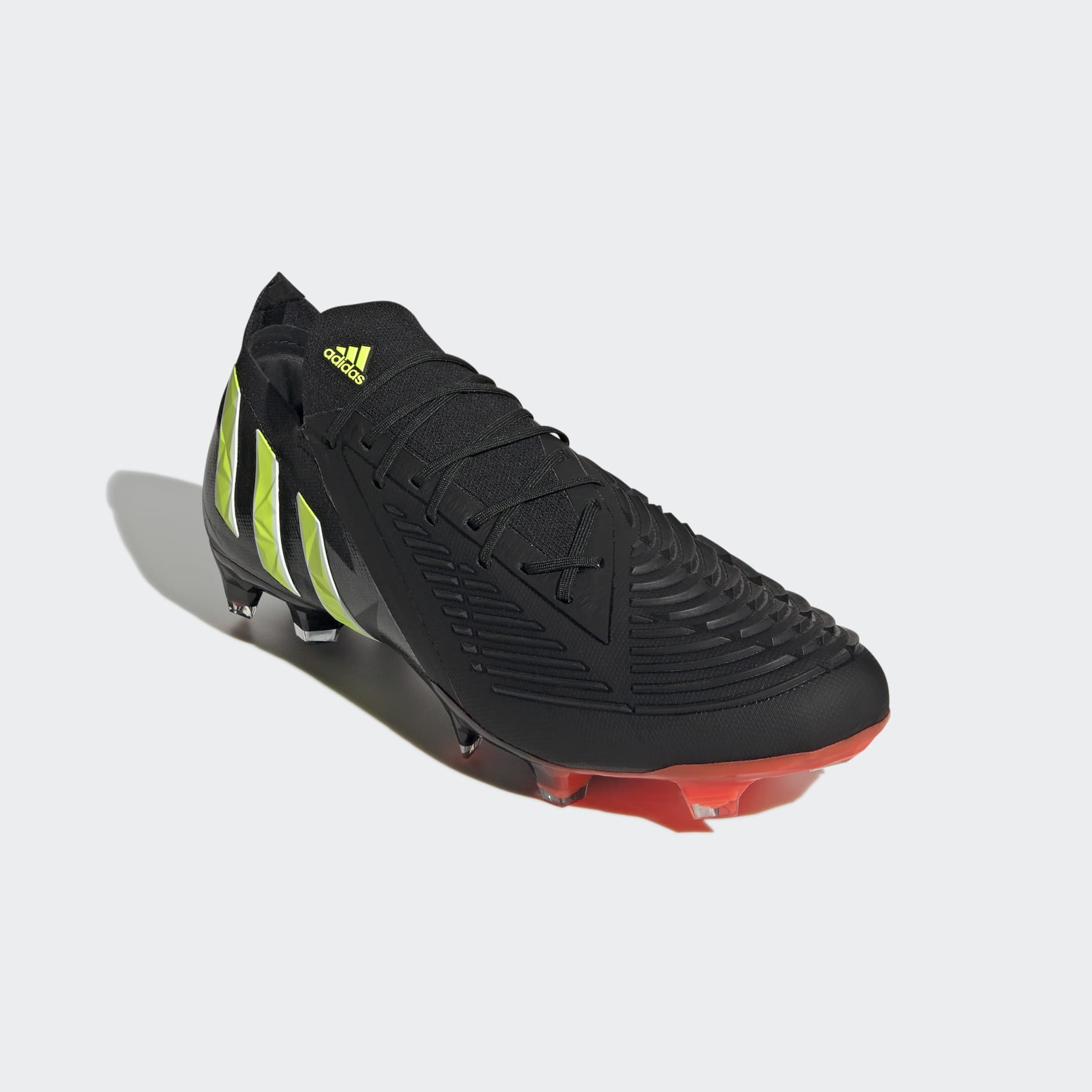Predator Edge.1 Low Firm Ground Boots
