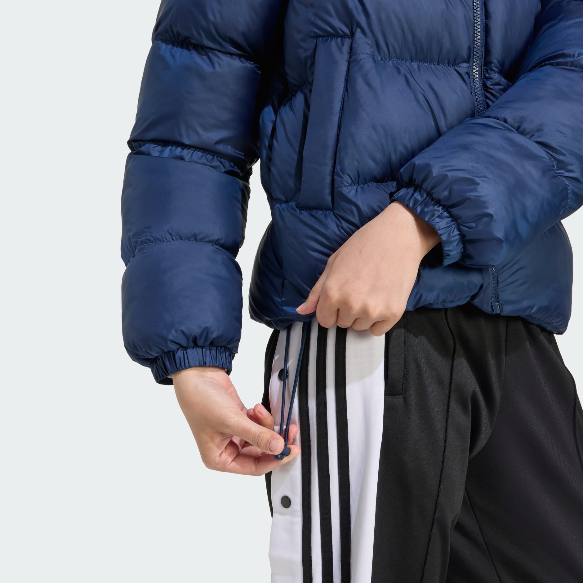 Kratka podstavljena jakna Adicolor