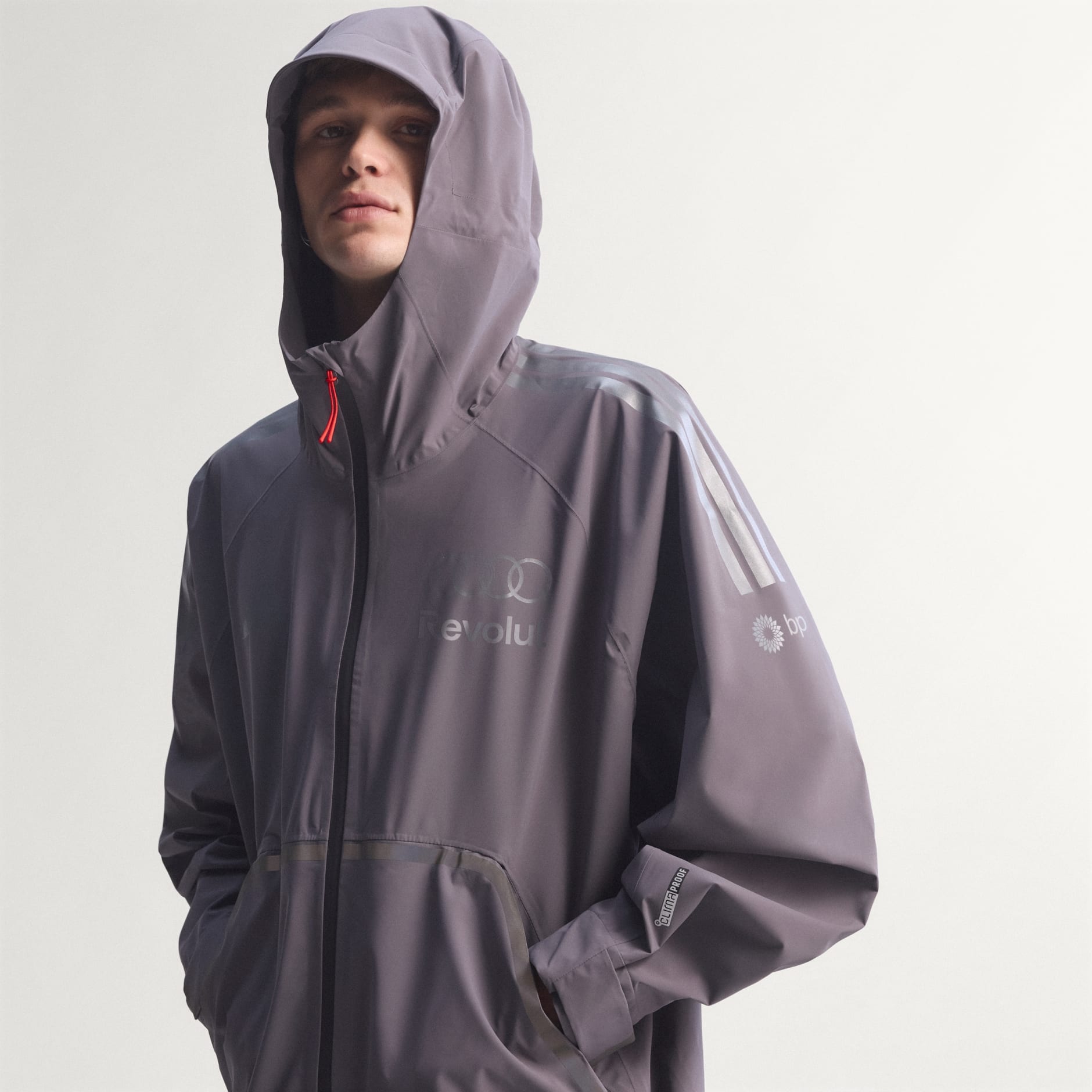 JACHETĂ DE PLOAIE AUDI REVOLUT F1 TEAM ENGINEERS & MARKETING