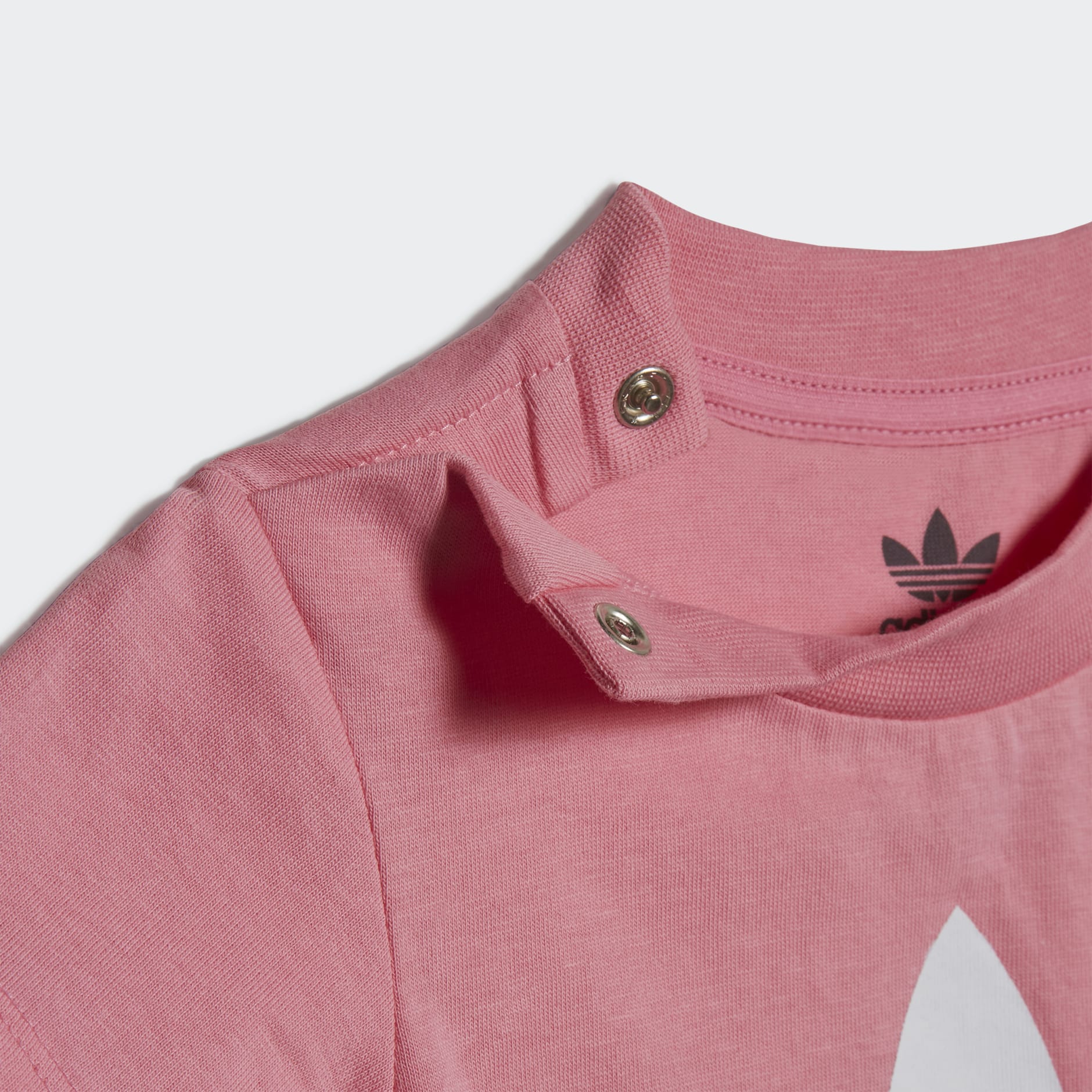 تيشيرت Trefoil