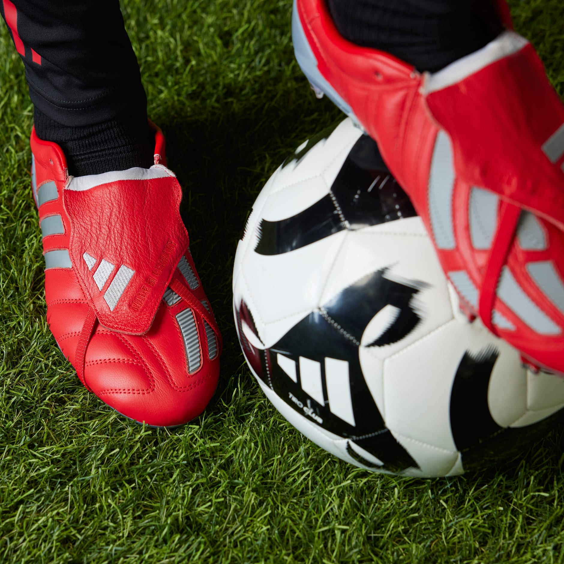 Men's Shoes - Predator Mania Firm Ground Boots - Red