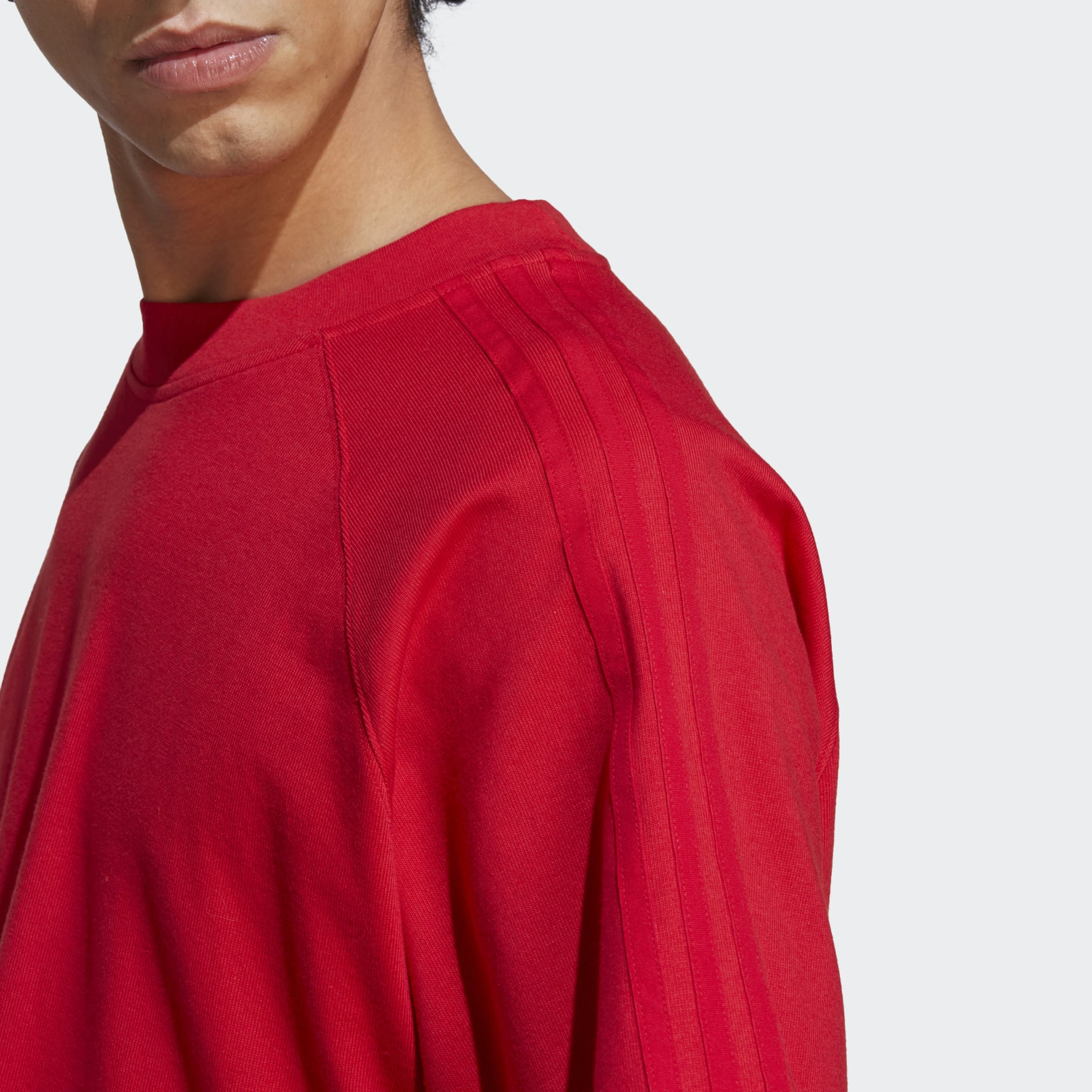 Essentials Tee