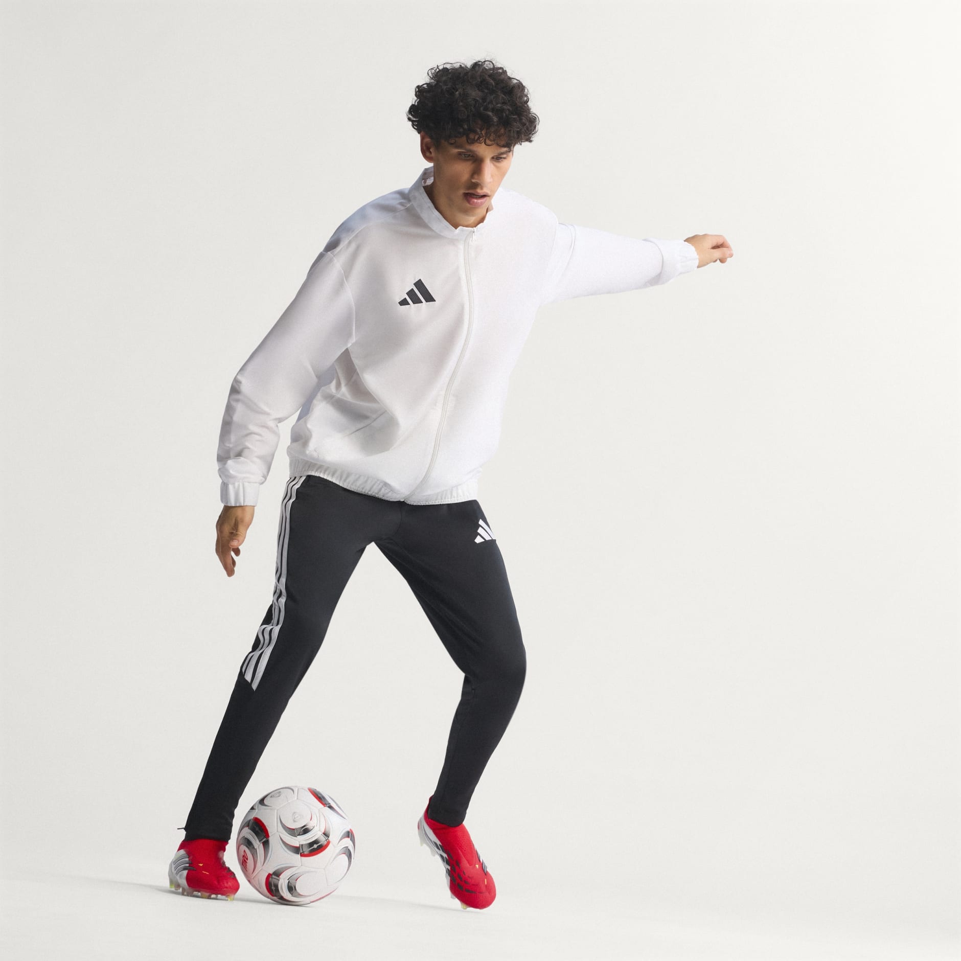 حذاء كرة القدم Predator Elite Laceless Firm Ground Football لملاعب الأرضيات الصلبة