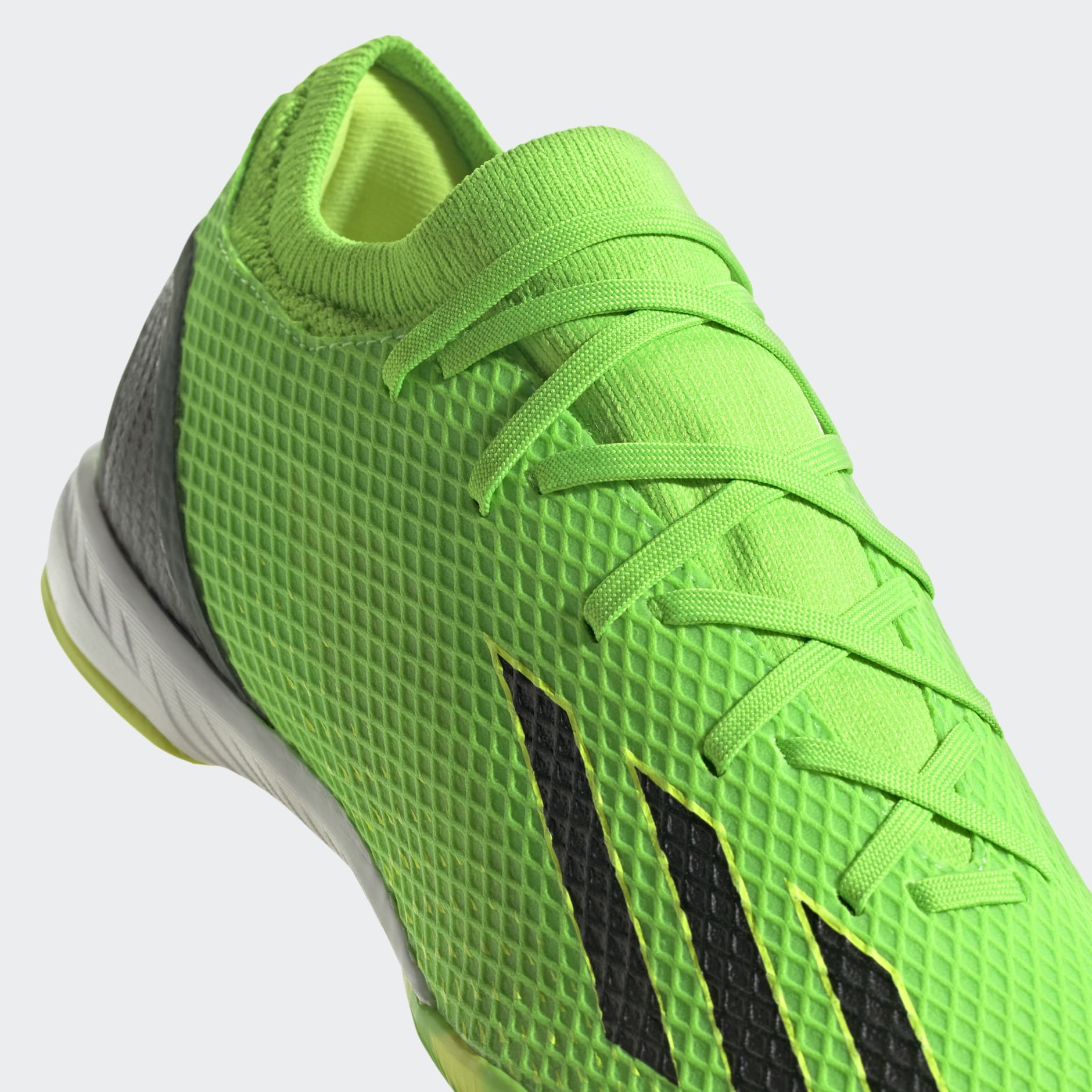 Guayos X Speedportal.3 Cancha Cubierta