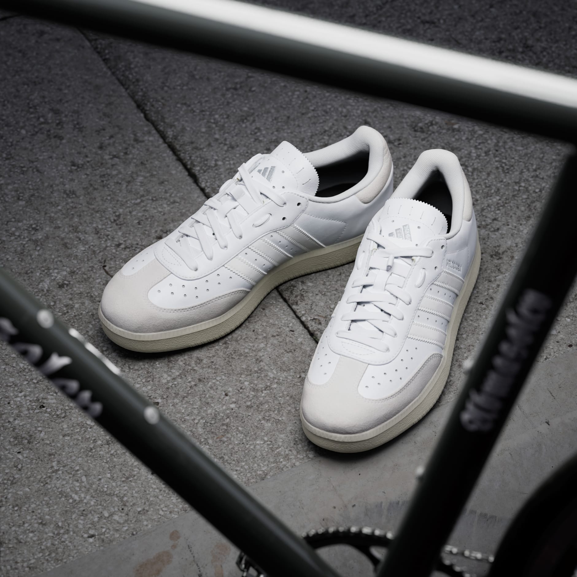 حذاء Velosamba Leather