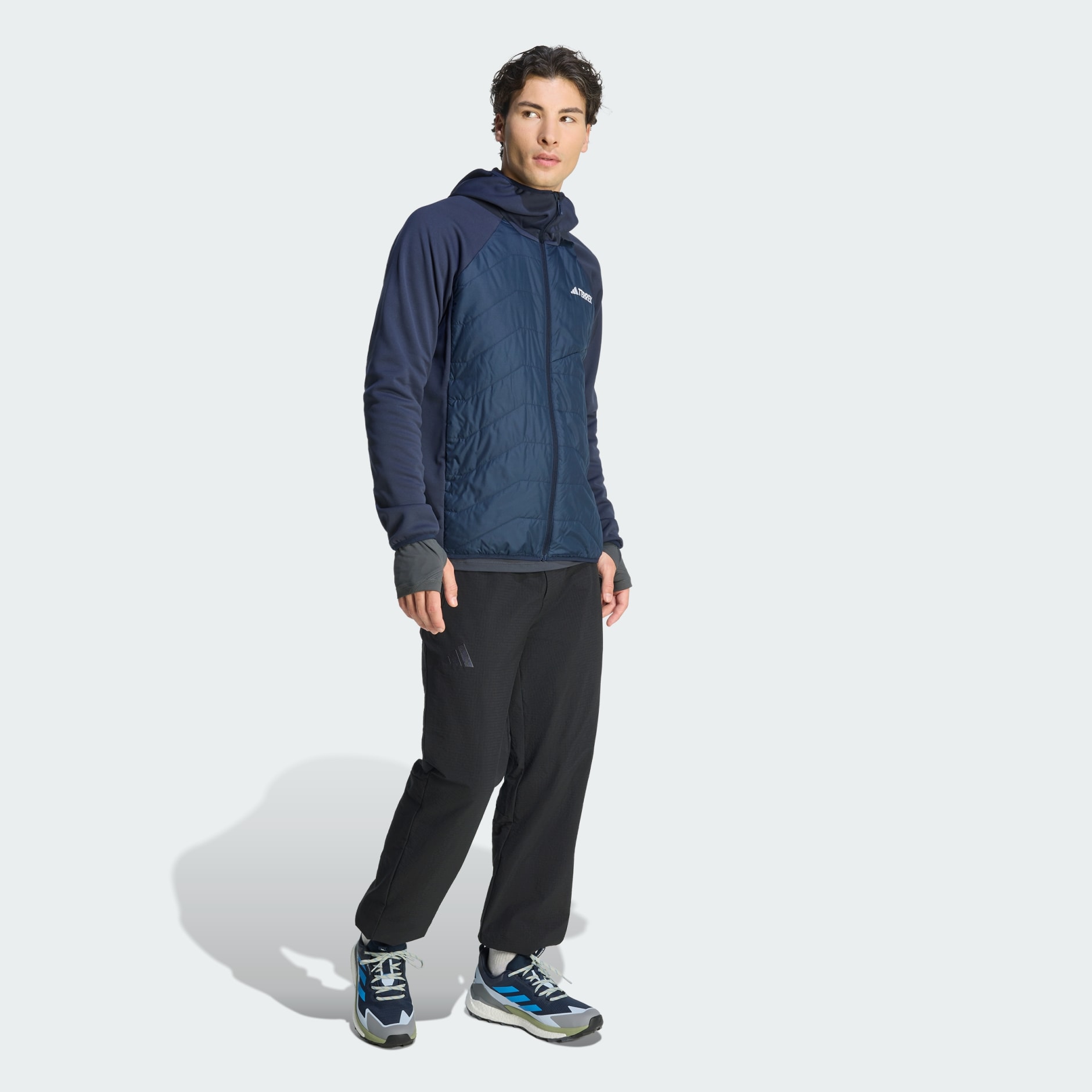 Chaqueta con capucha h&iacute;brida aislada, con tecnolog&iacute;a Terrex Multi CLIMAWARM