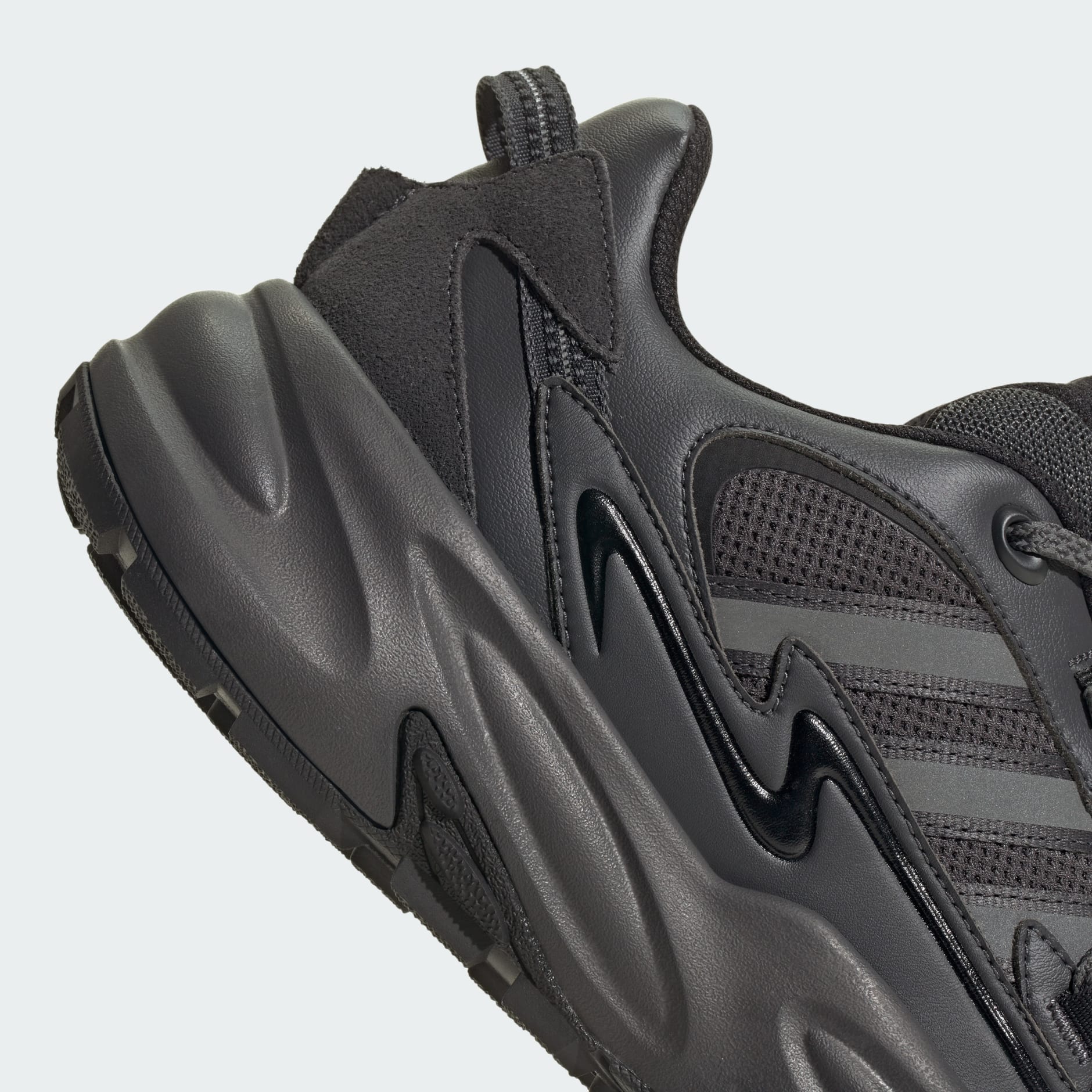 Ozwave Surge 運動鞋