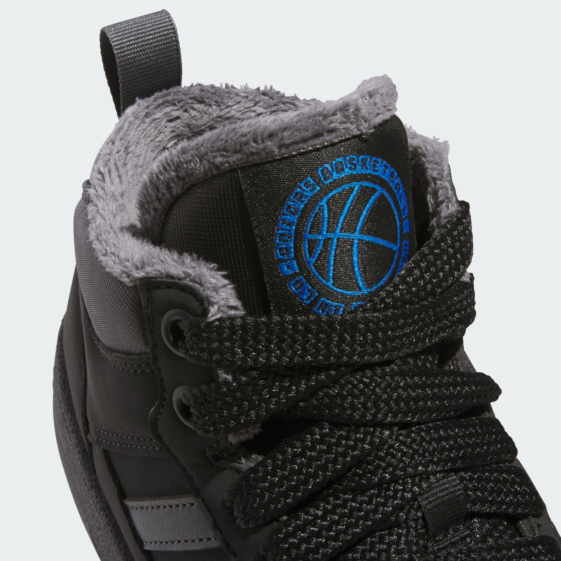 Pantofi de iarnă cu car&acirc;mb mediu Rapid Court