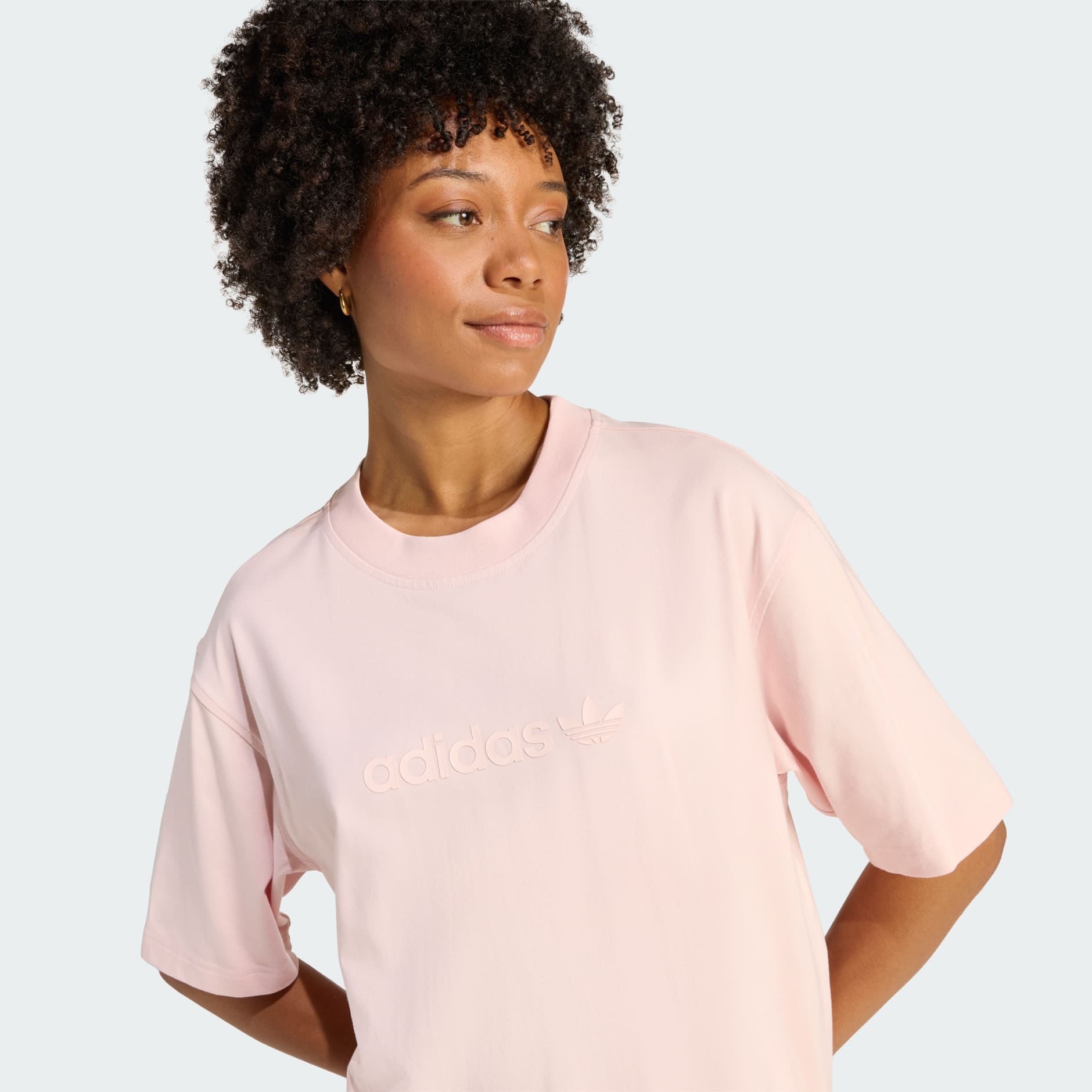 تيشيرت Essentials Linear قصة كبيرة