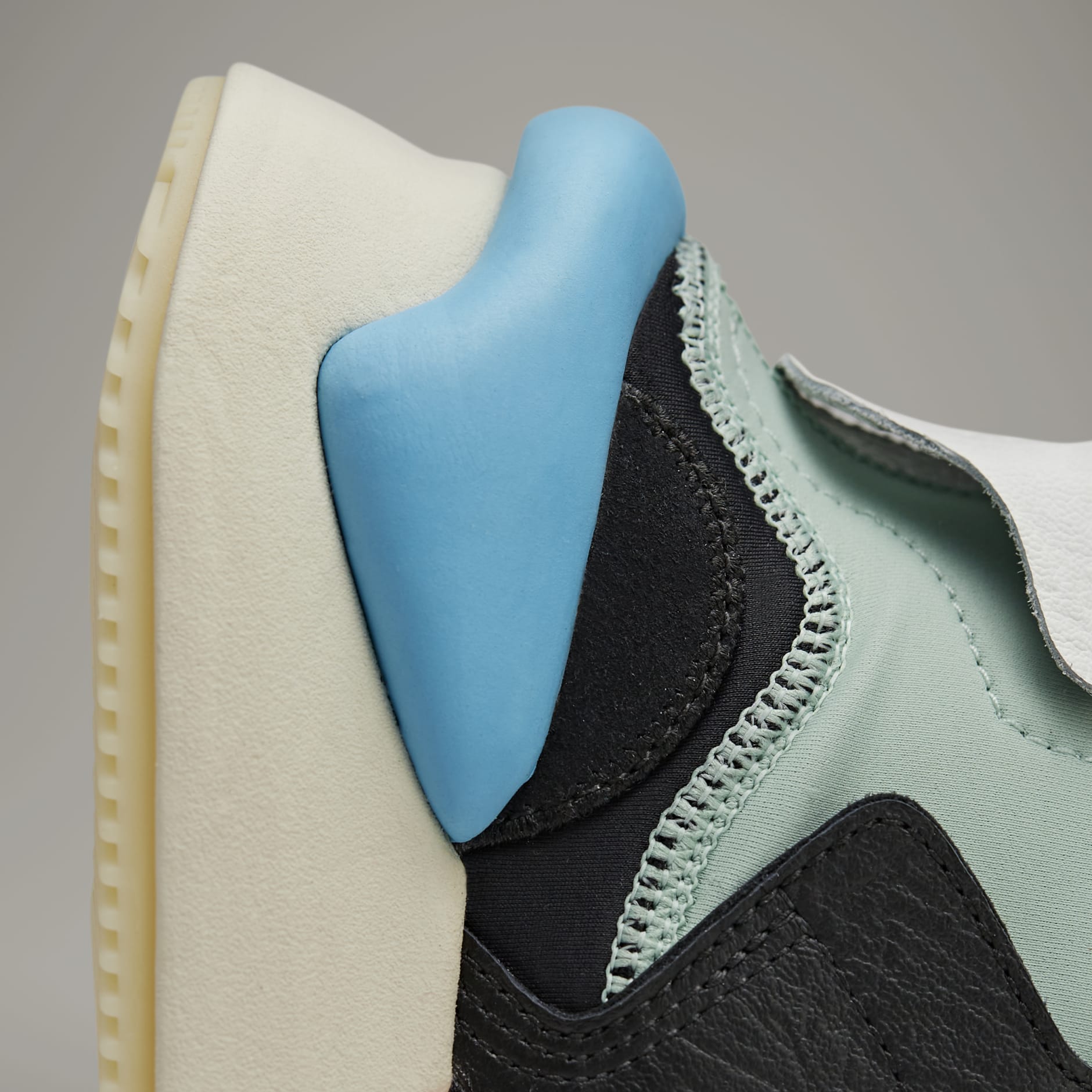 Y-3 Kaiwa Shoes