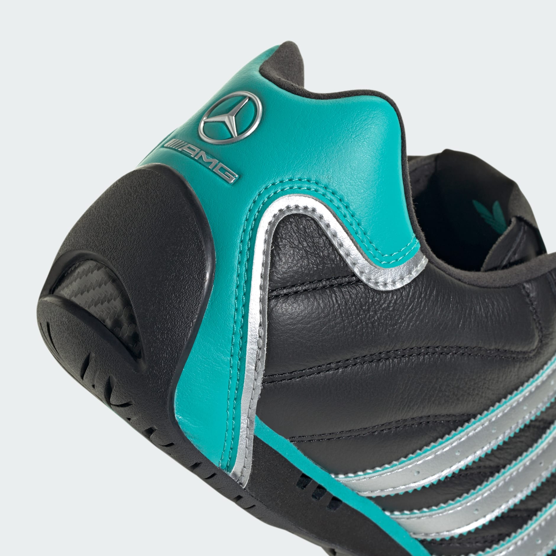 ADIRACER LO MERCEDES AMG PETRONAS F1 TEAM SHOES