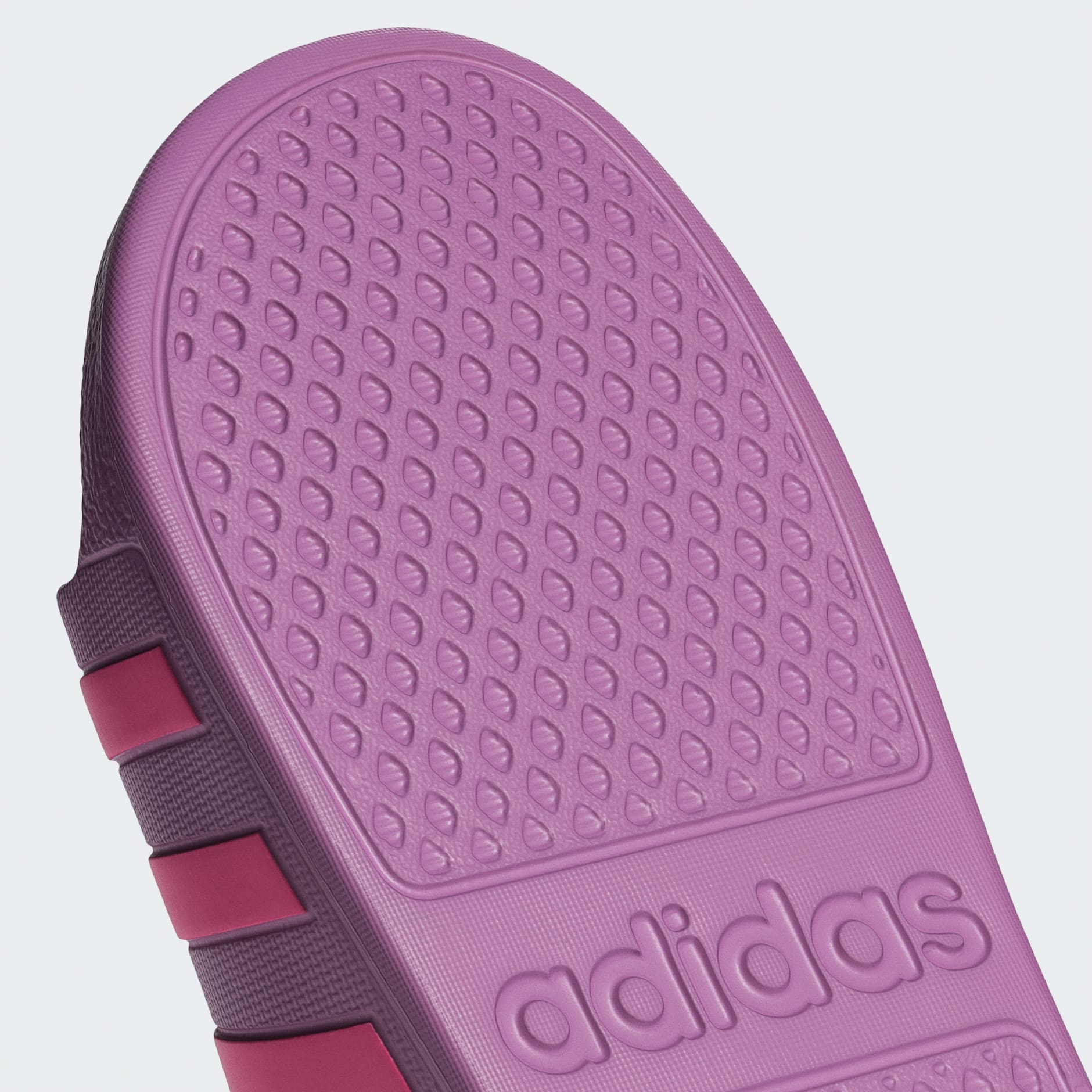 Adilette Aqua Slides