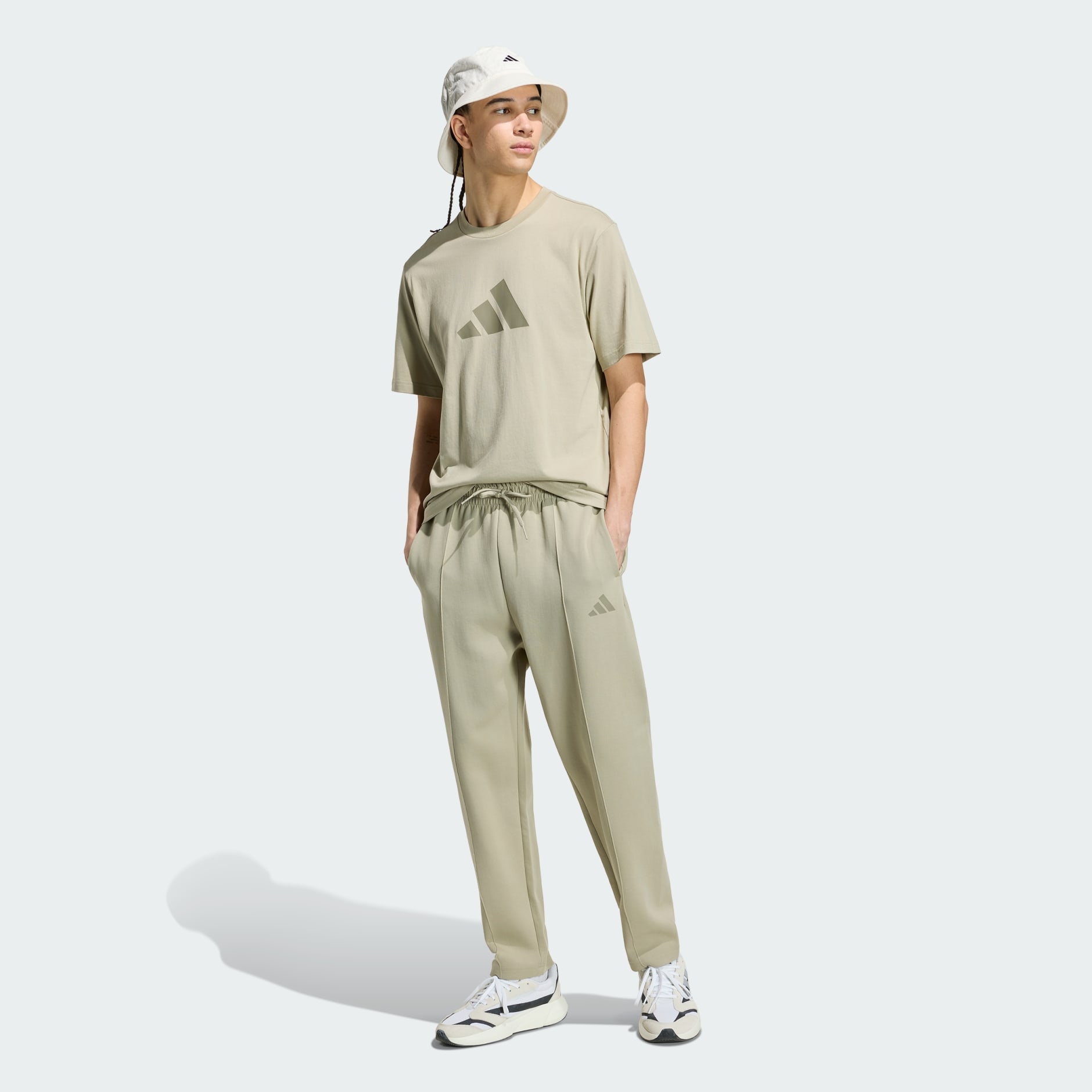 Future Icons 3 Bar Logo Tee