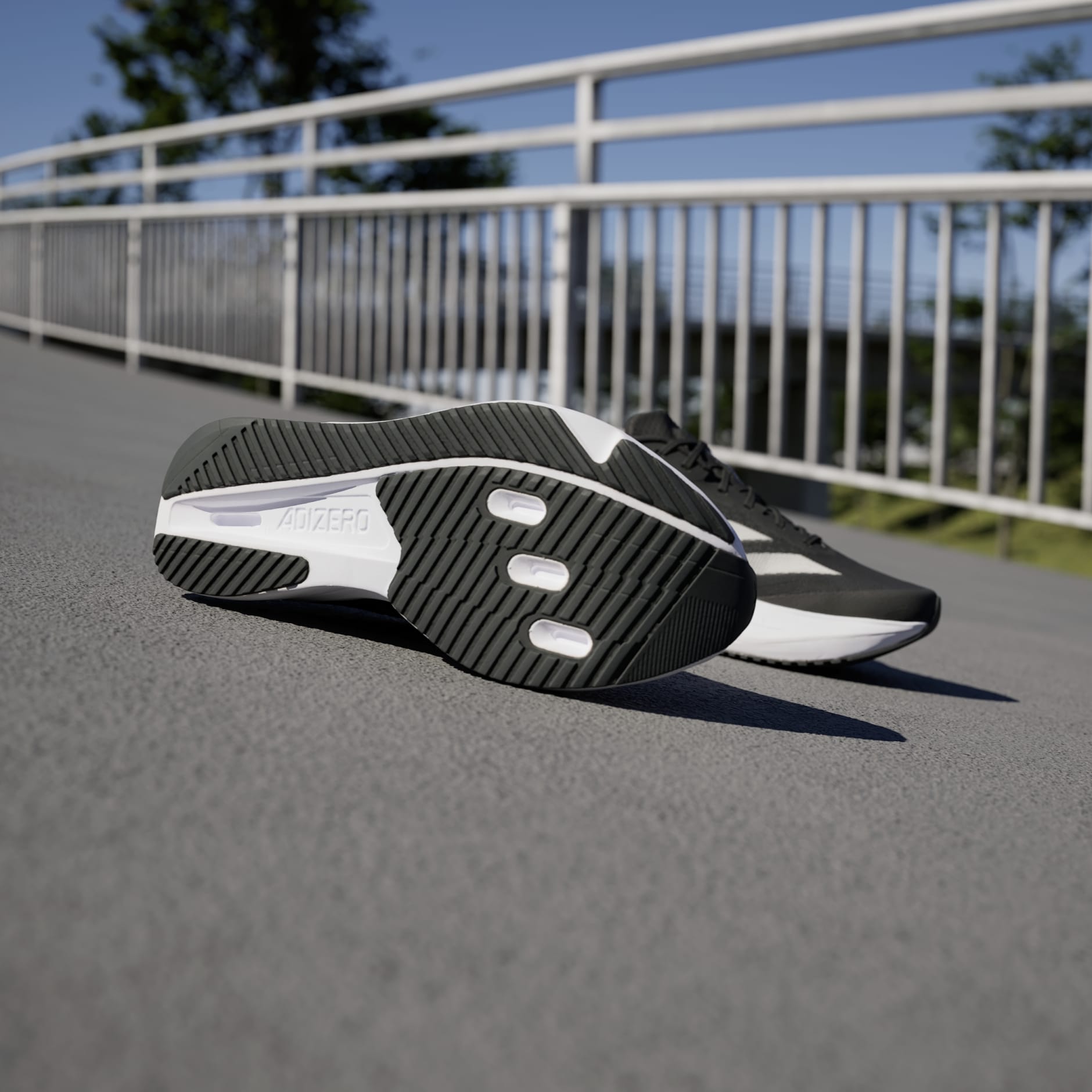 ADIZERO SL2 M