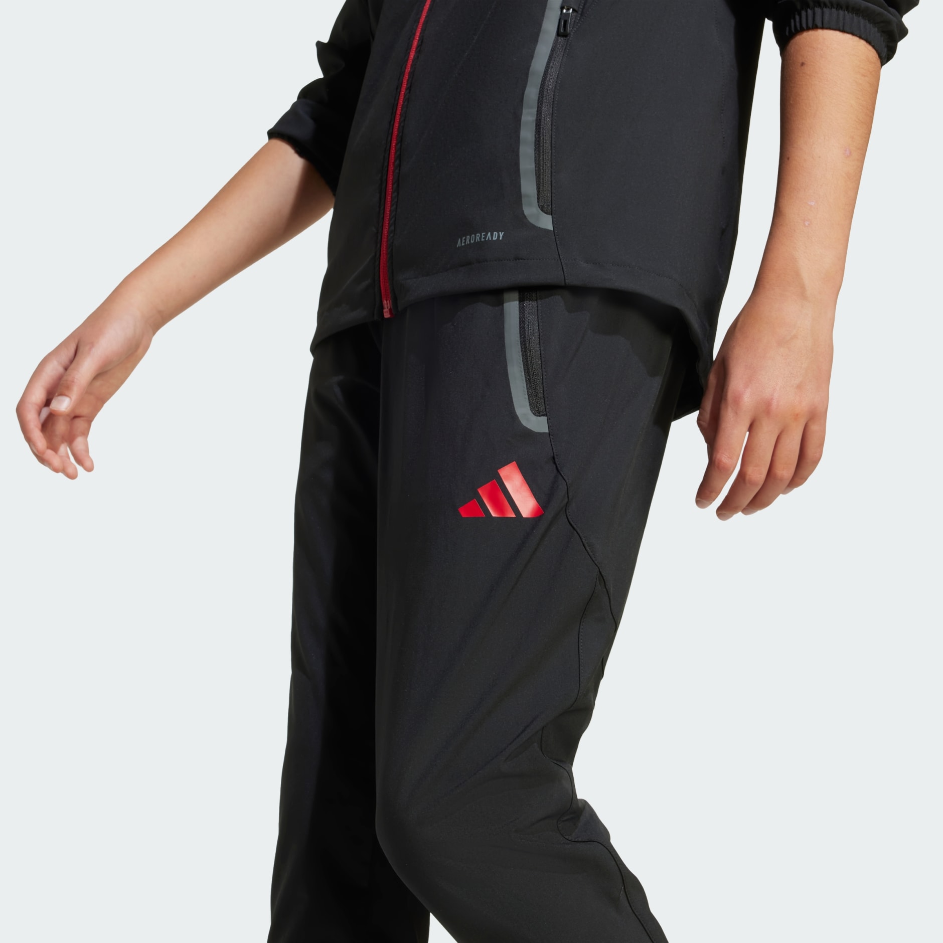 Pantaloni de călătorie Liverpool FC Tiro 25 Competition Vis Tech pentru copii