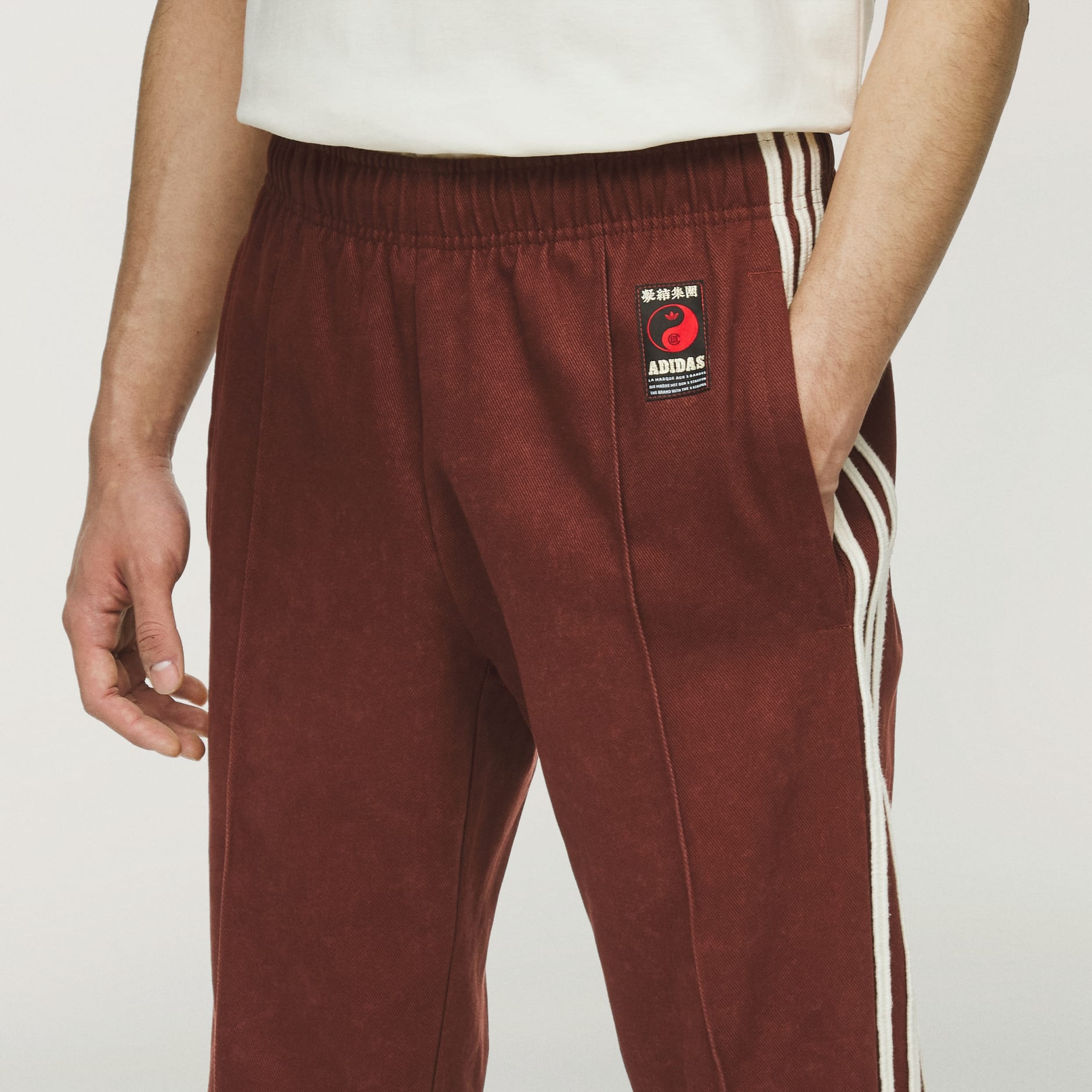 PANTALONI DE TRENING CLOT BY EDISON CHEN