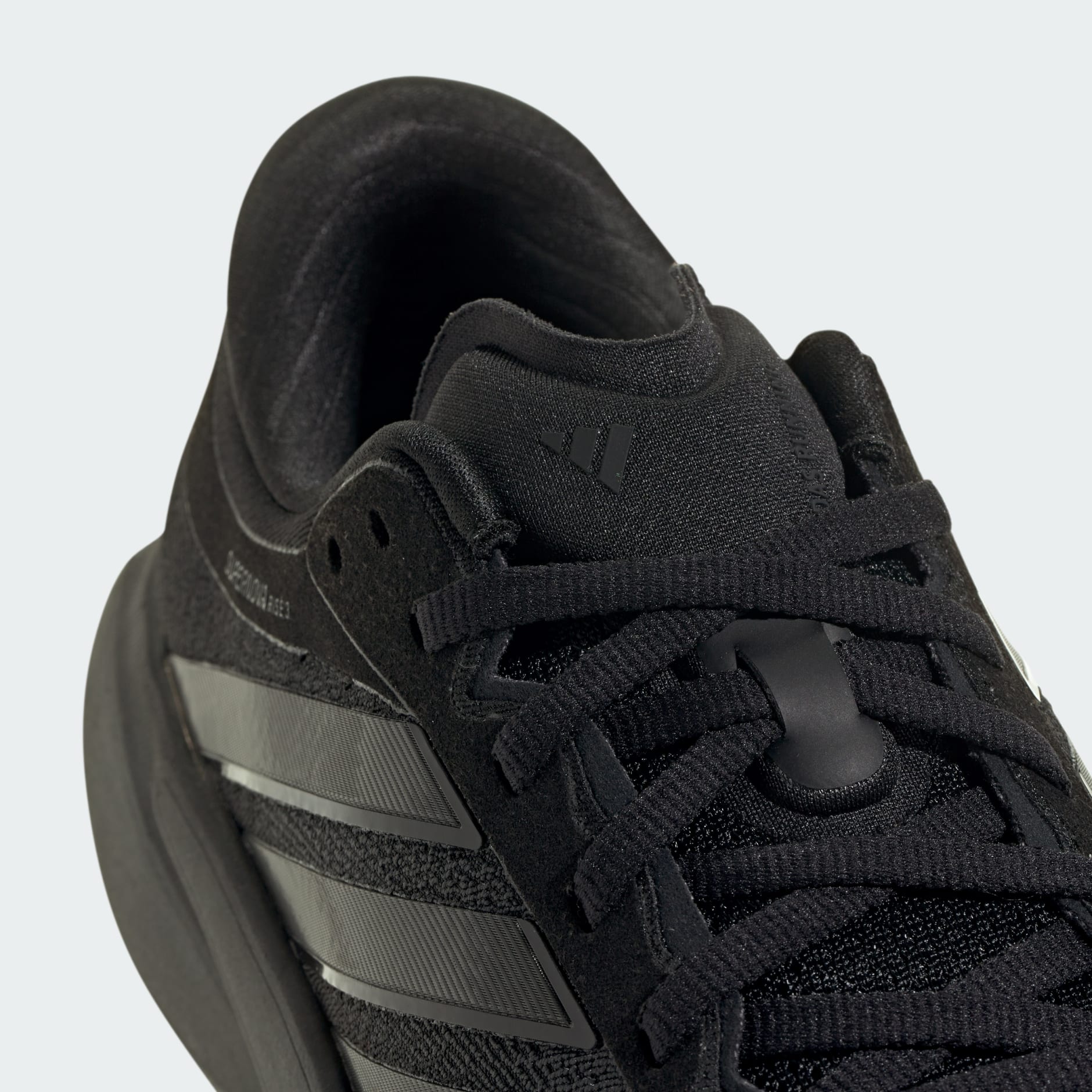 Supernova Rise 3 Running Shoes