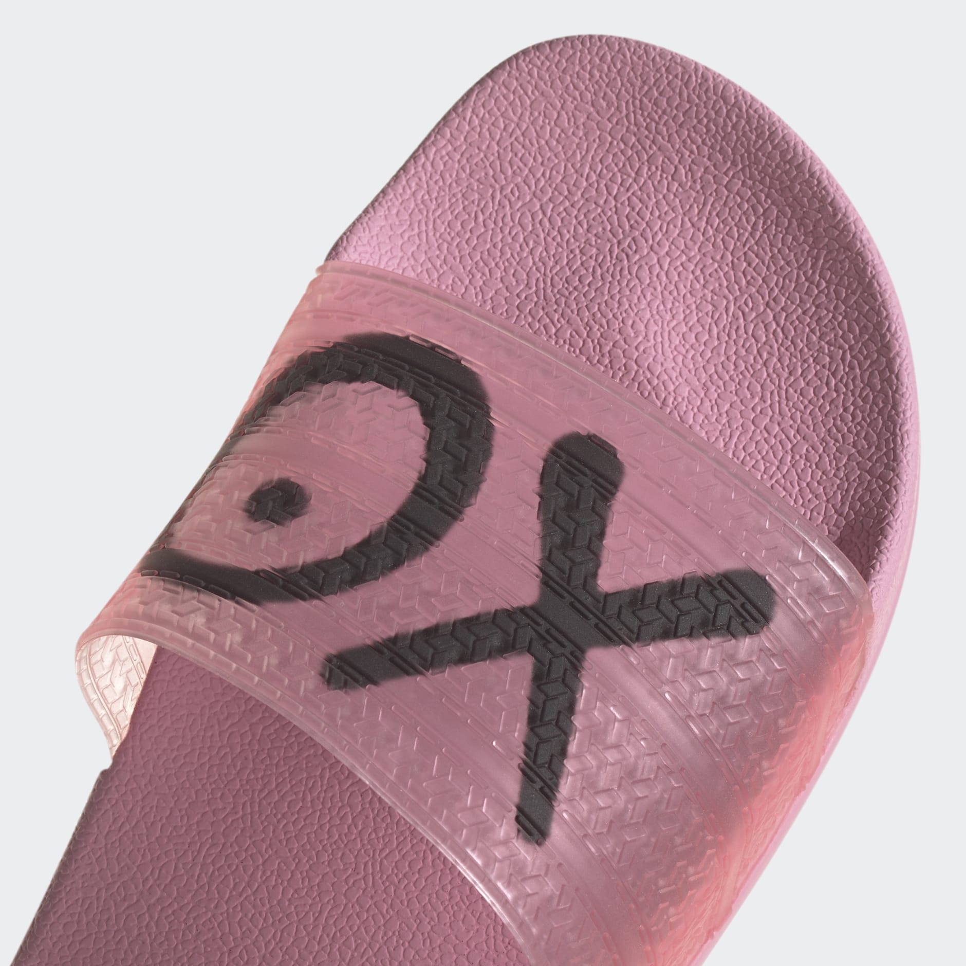شبشب Adilette x André Saraiva