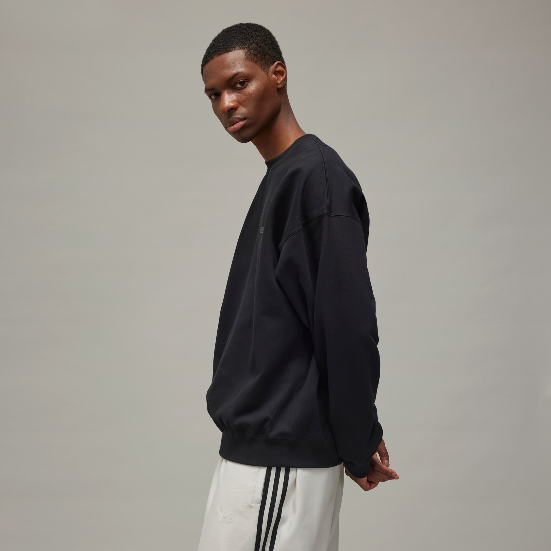 Clothing - Y-3 Logo Crew Sweatshirt - Black | adidas South Africa