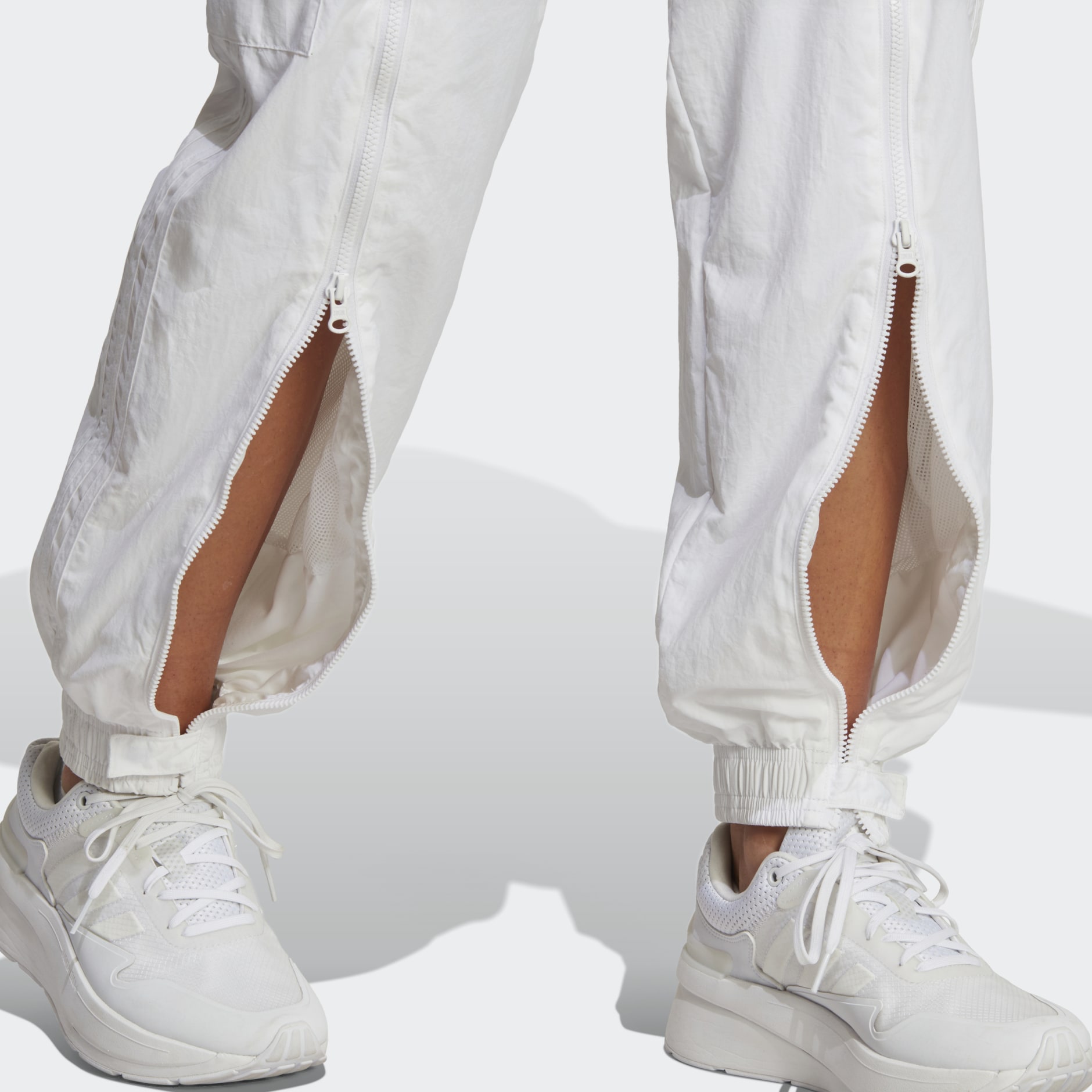 Buy Reebok Grey Vector Track Pants in Nylon for Women in UAE