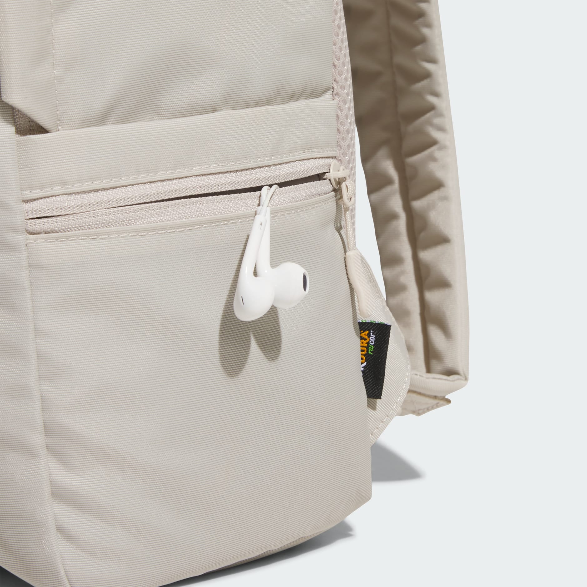 حقيبة ظهر Must Haves