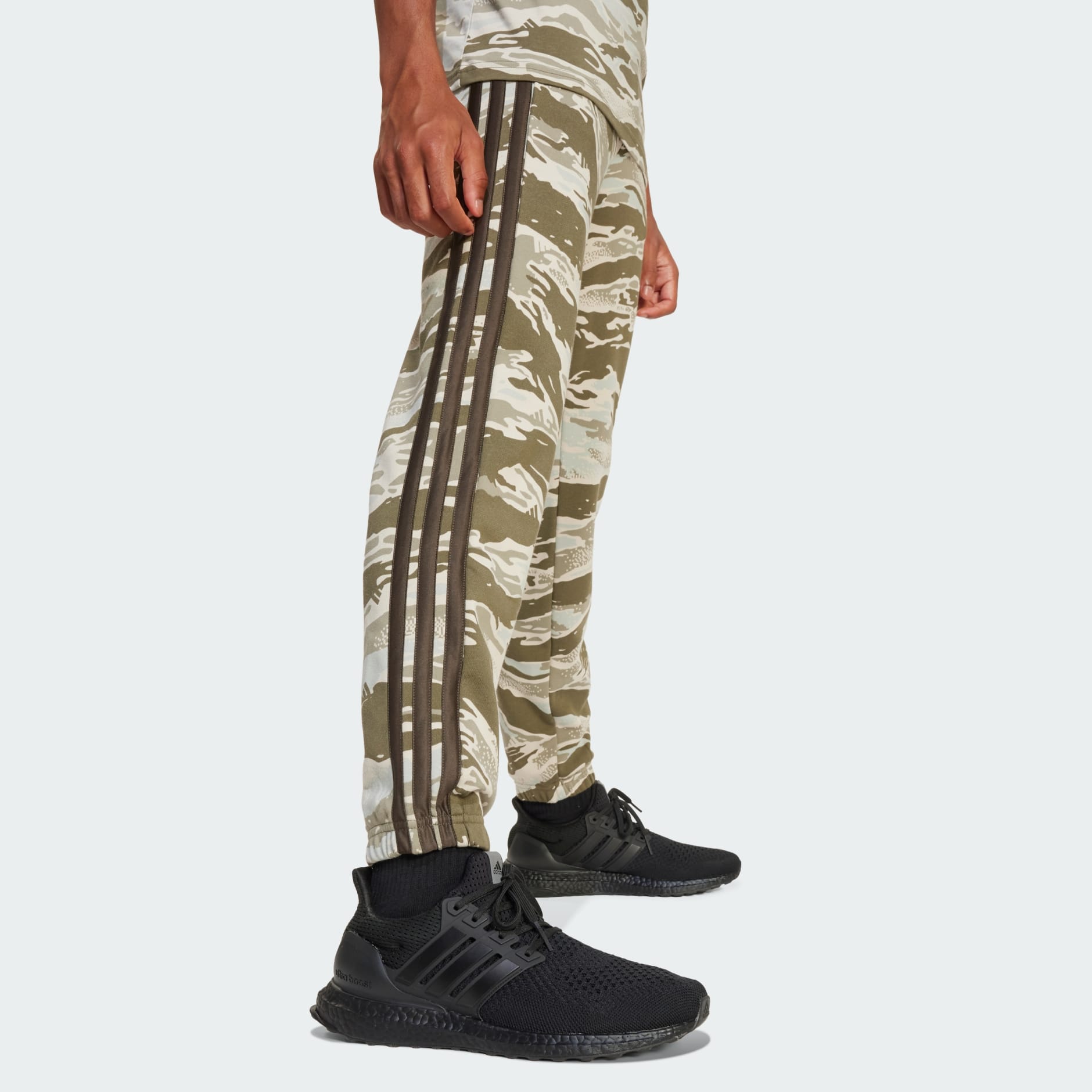 Seasonal Essentials Camo Pants Kids