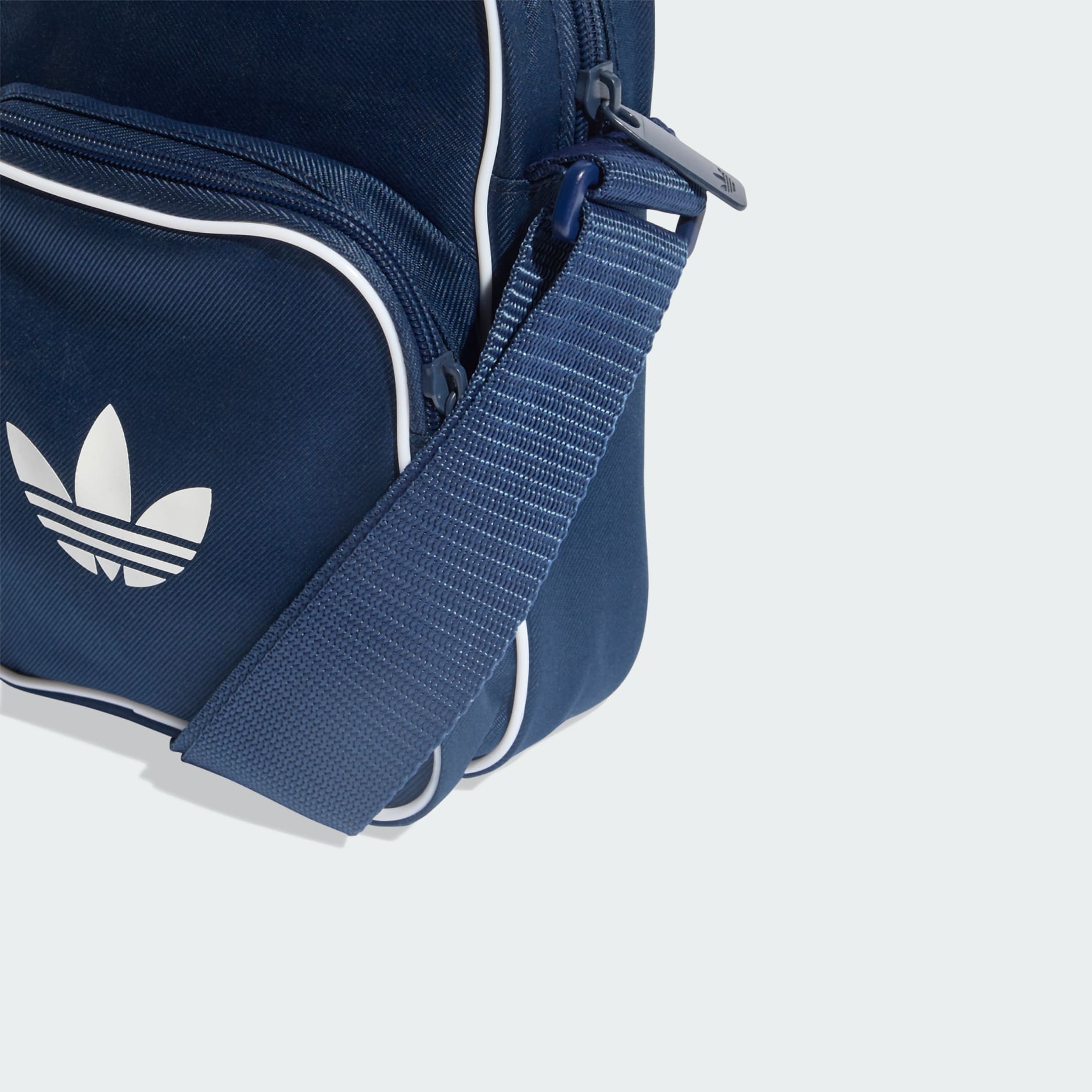 Geantă pentru obiecte mici clasică Adicolor