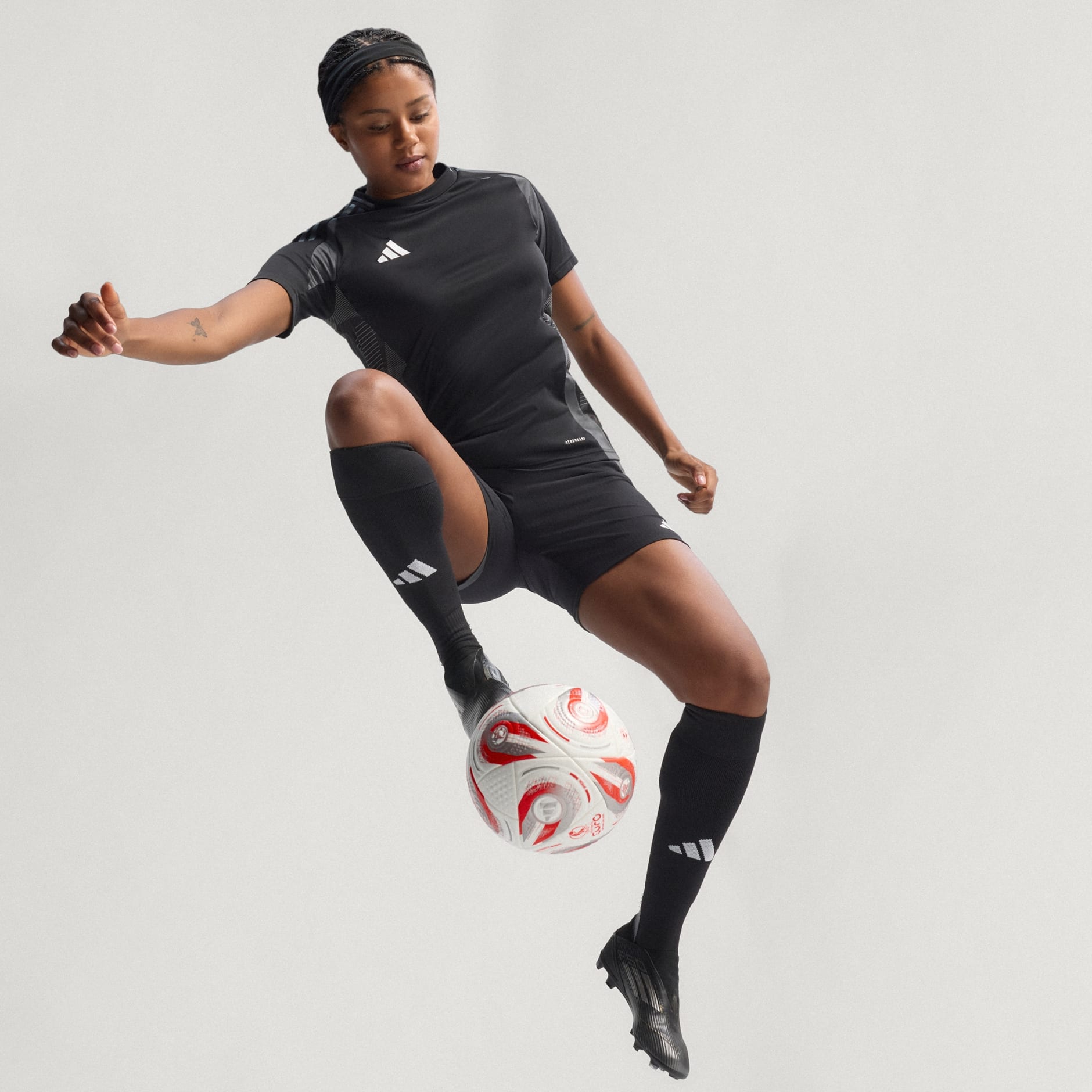 Minge pentru finala campionatului de fotbal feminin UEFA EURO25&trade;