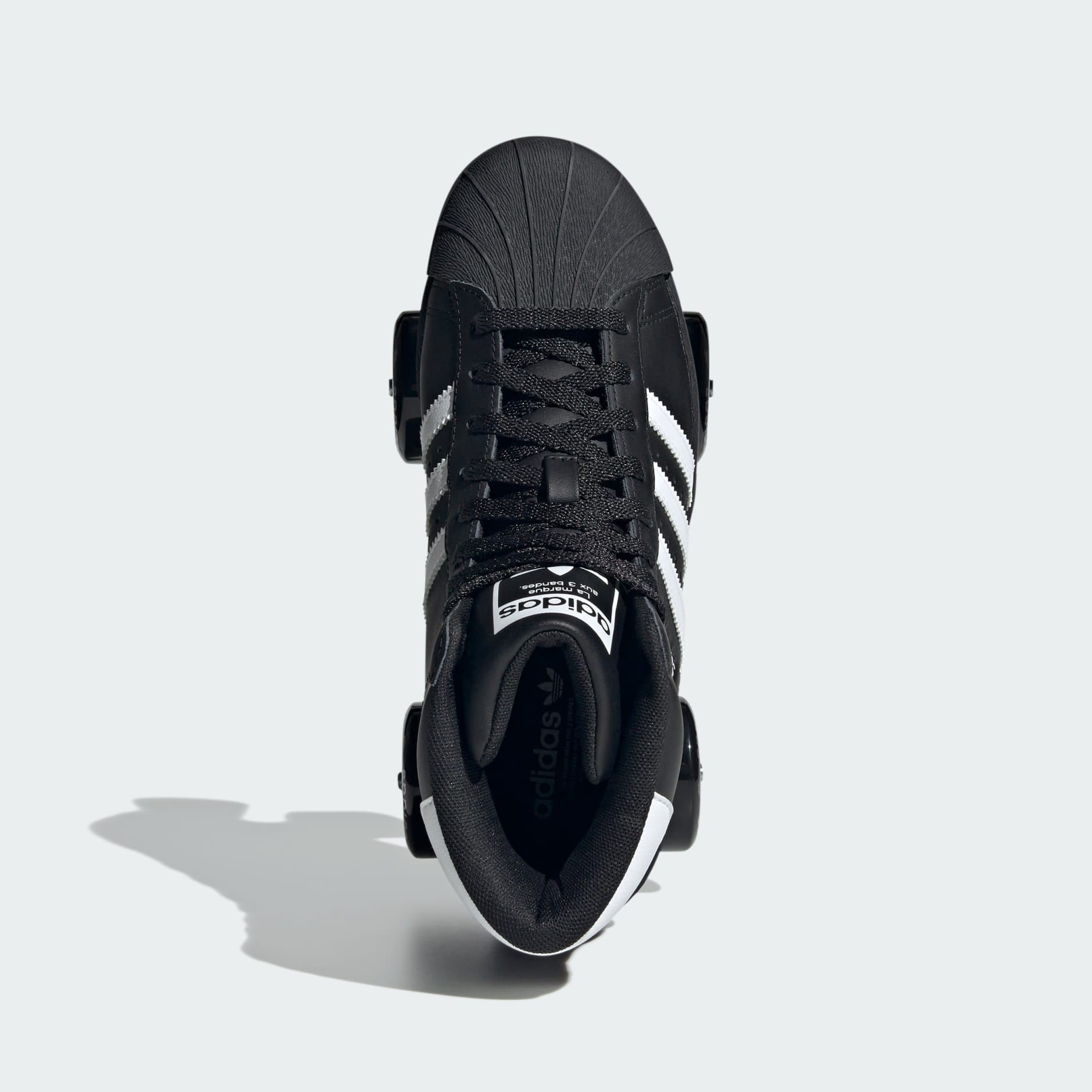 Superstar 82 Roller Skates