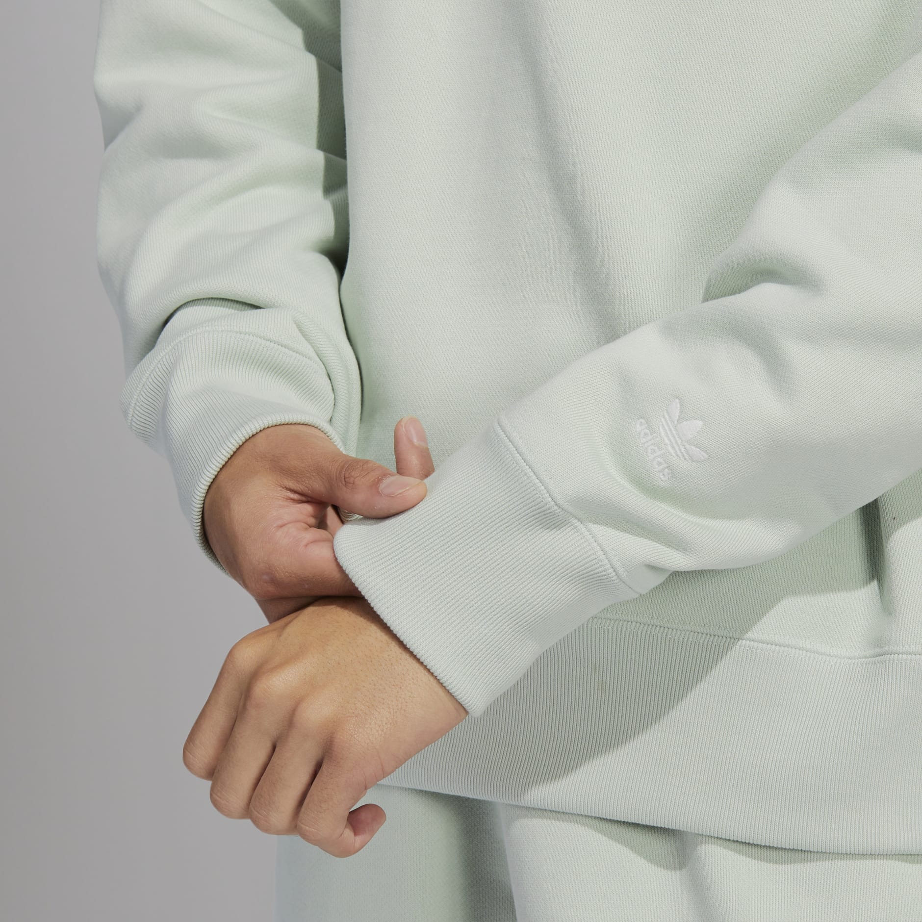 Pharrell Williams Basics Crew Sweatshirt (Gender Neutral)