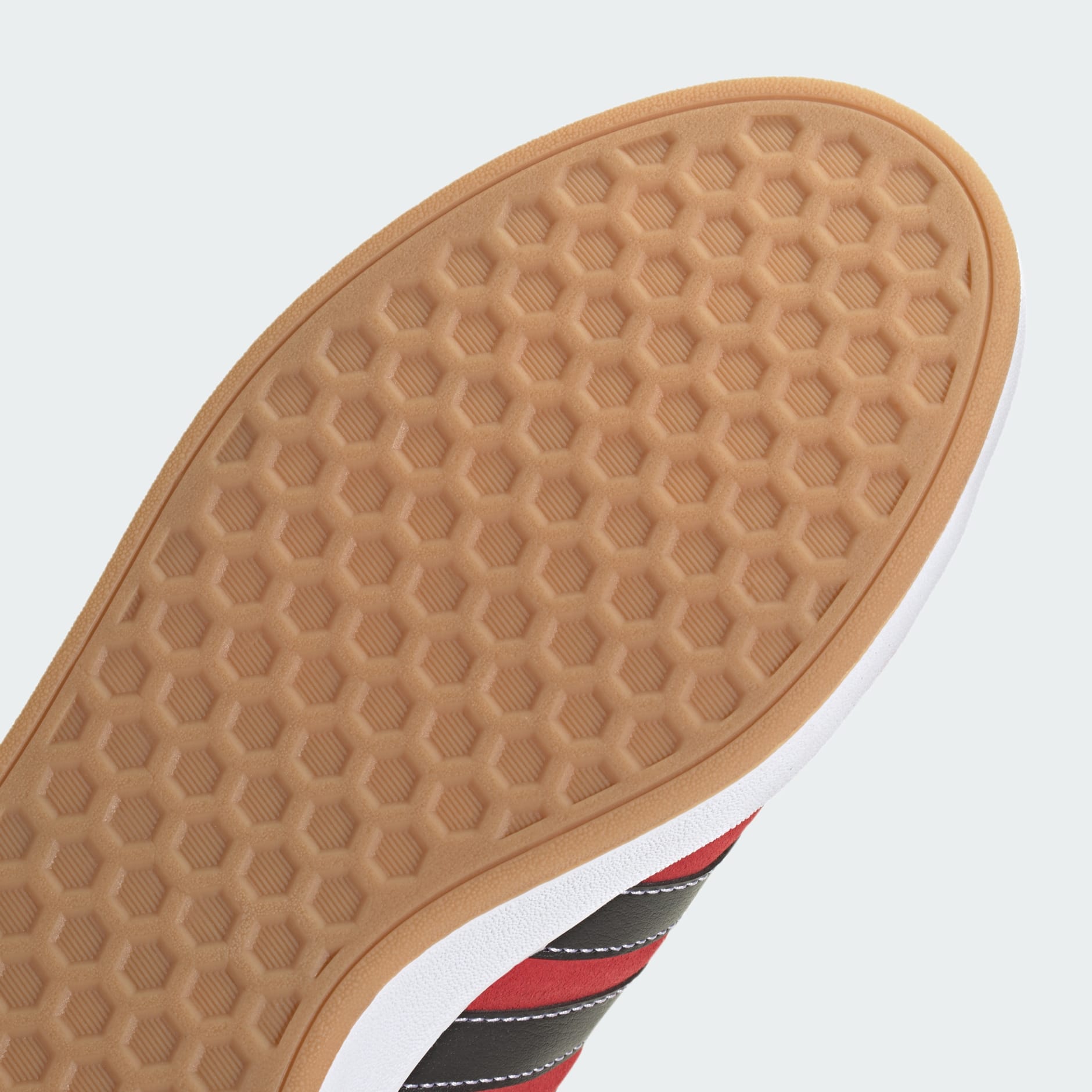 Pantofi Grand Court Base anii 2000