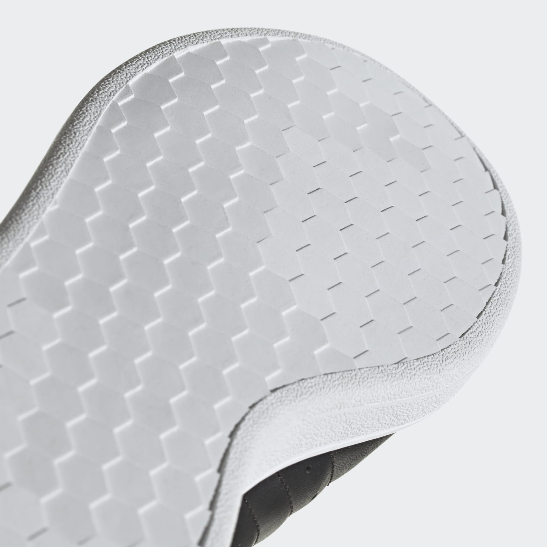 Grand Court Base Shoes