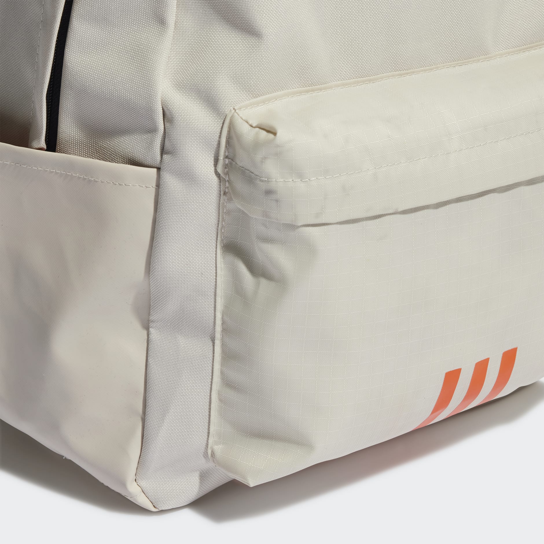 Classic Badge of Sport 3-Stripes Backpack