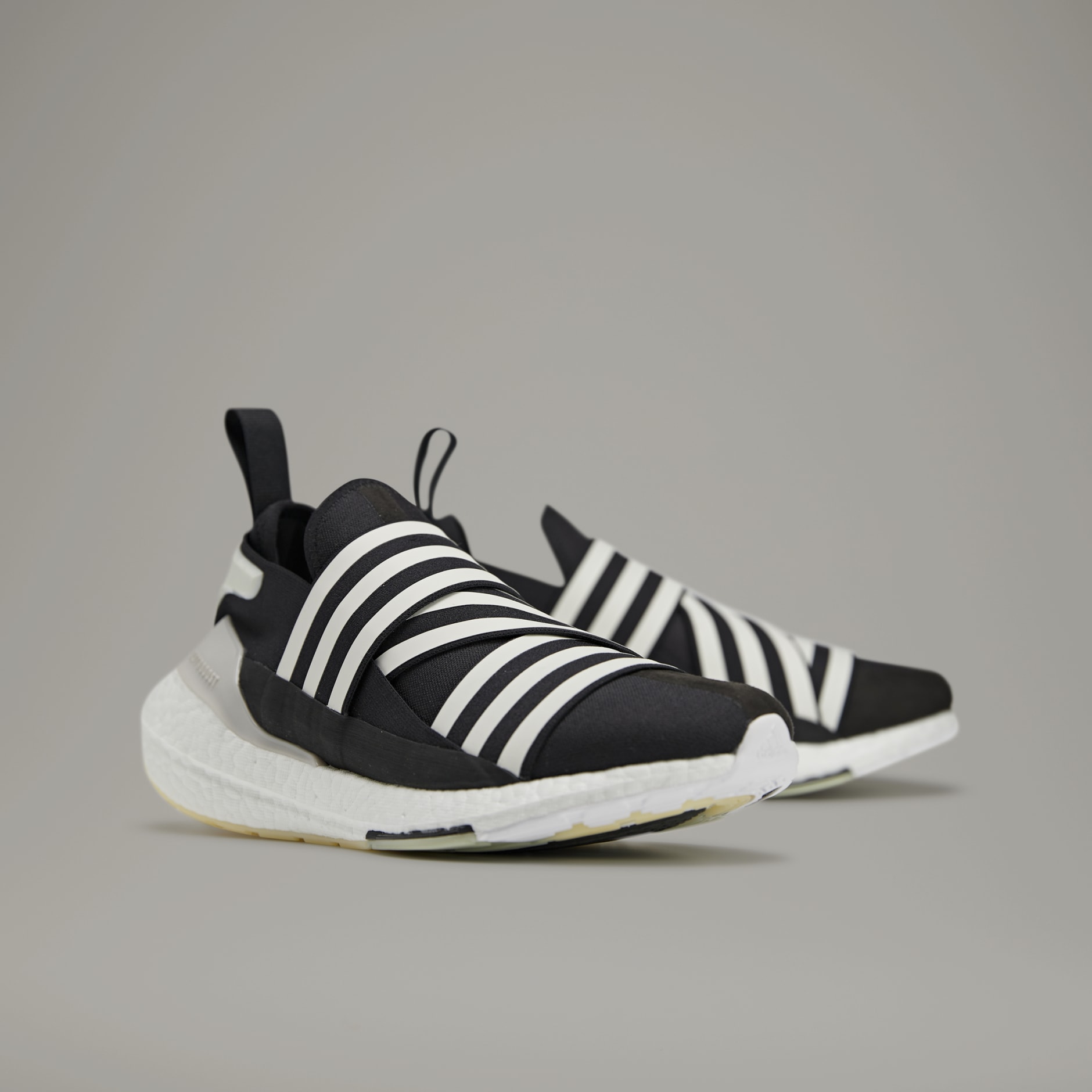 Y-3 Ultraboost 22 Shoes