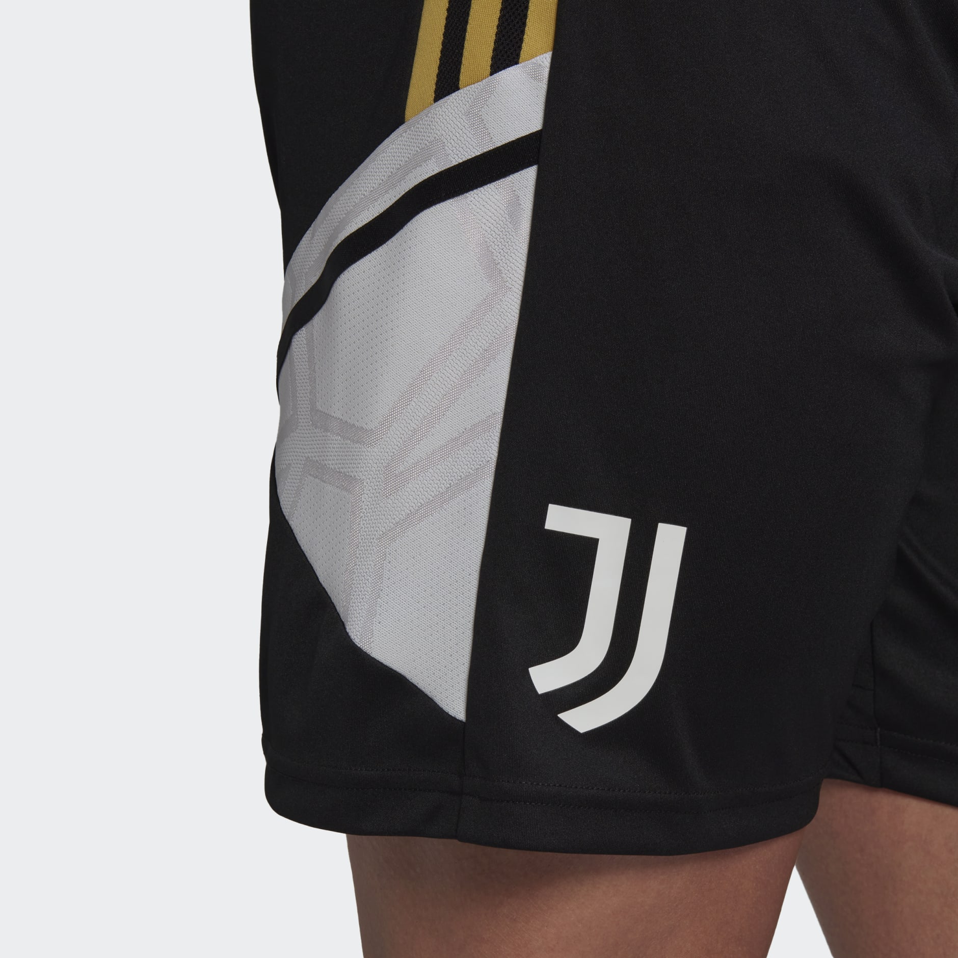 מכנסי אימון קצרים Juventus Condivo 22