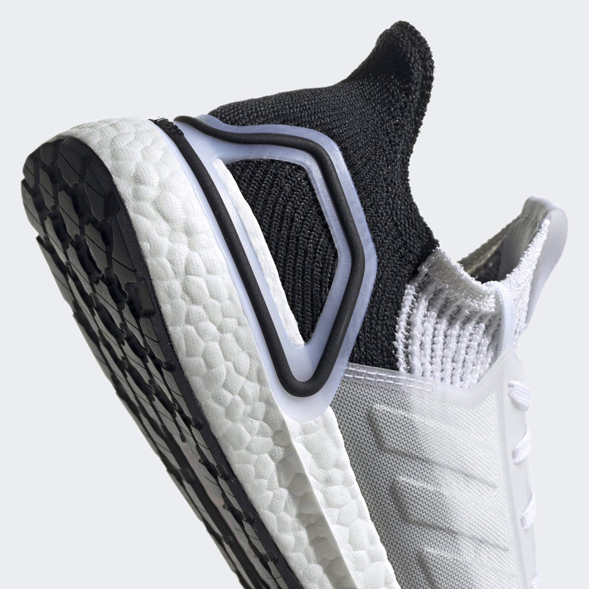 UltraBOOST 19
