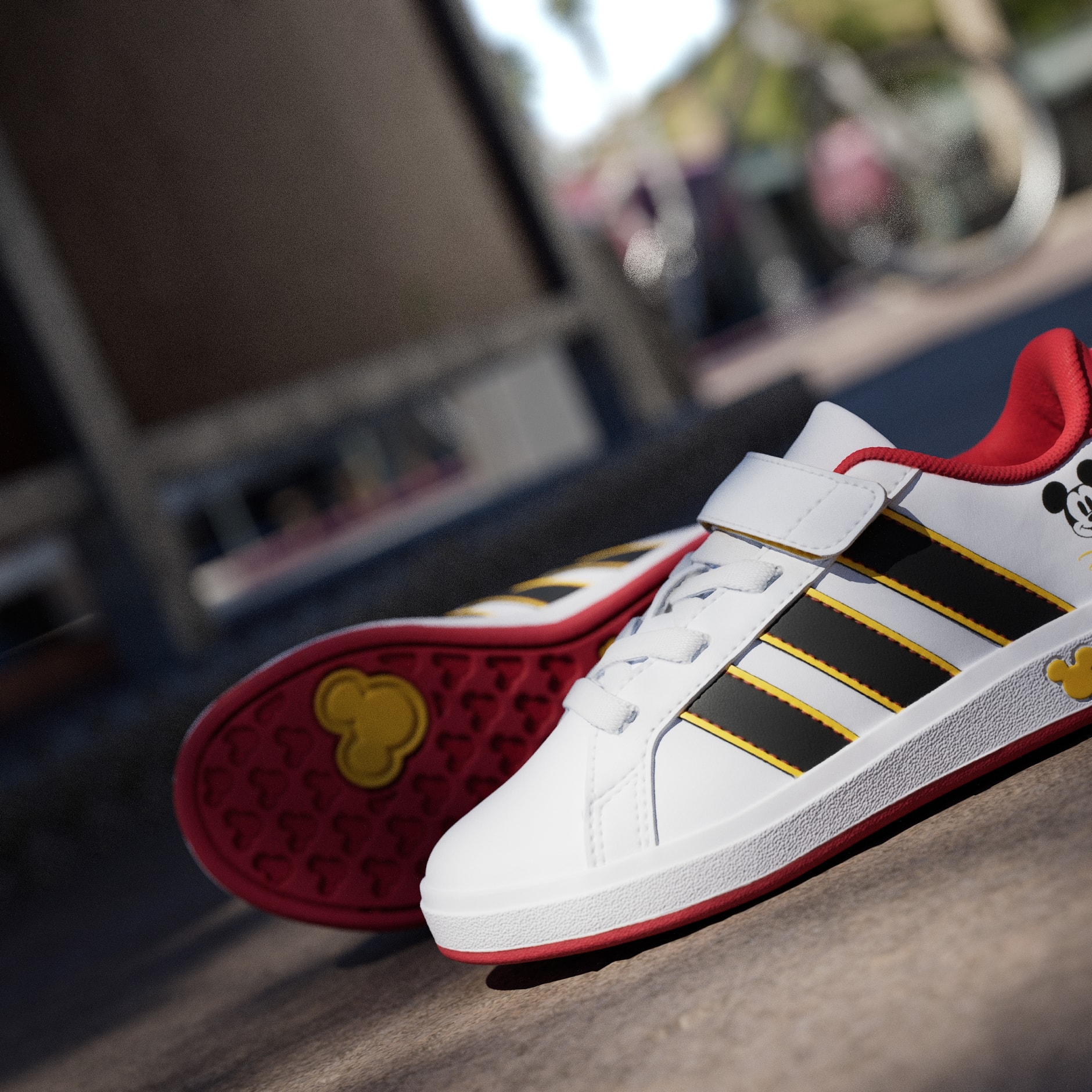 حذاء للأطفال adidas Disney Mickey Mouse Grand Court