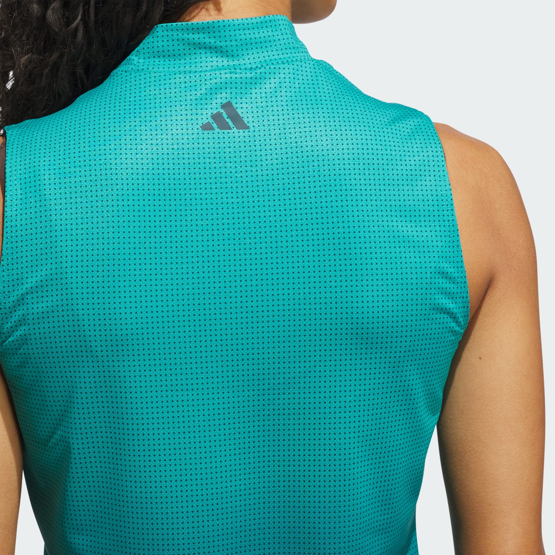 Gradijentni top bez rukava s uzdignutim ovratnikom Ultimate365