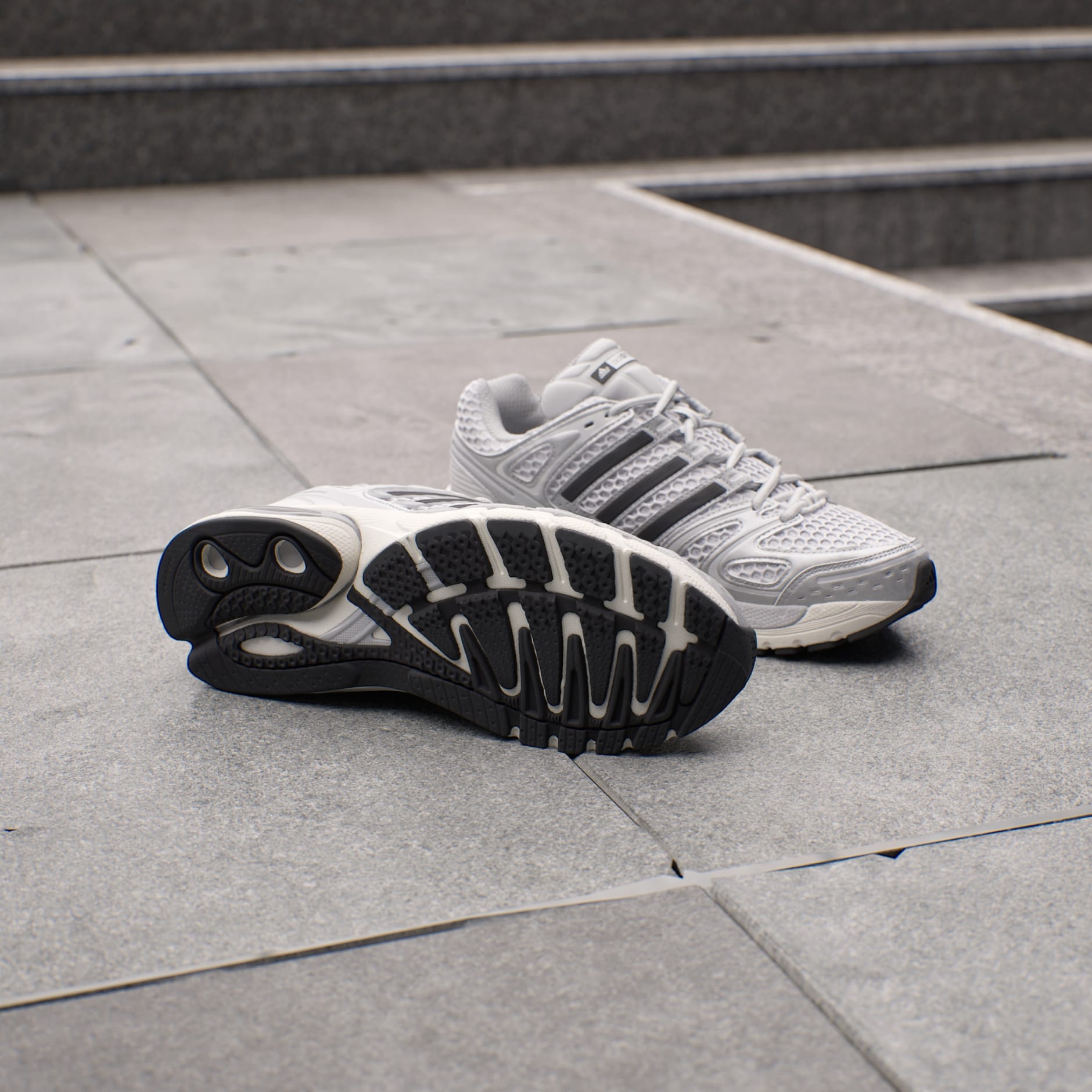 حذاء ADISTAR CONTROL 5