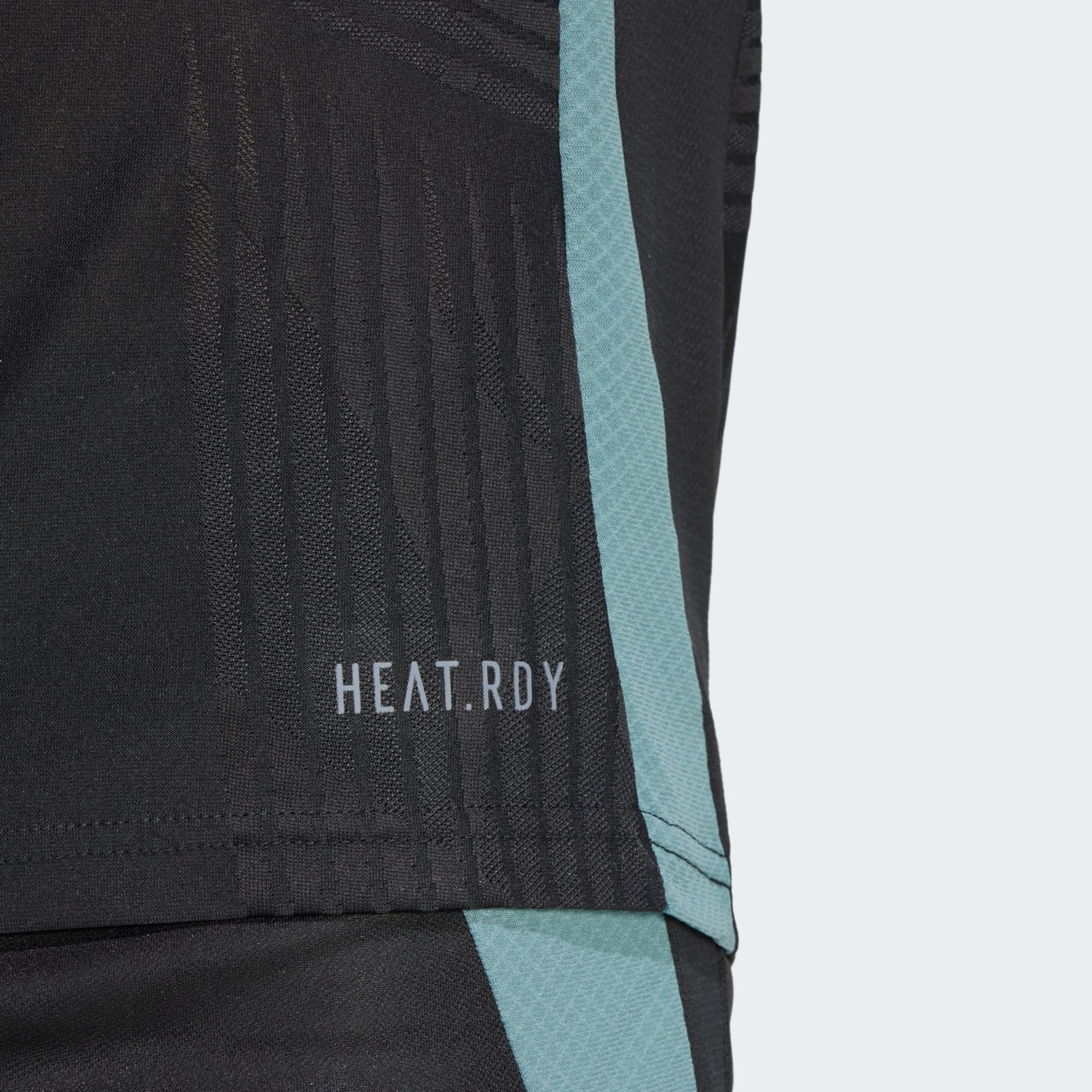 Dres FC Bayern Tiro 24 Pro Training