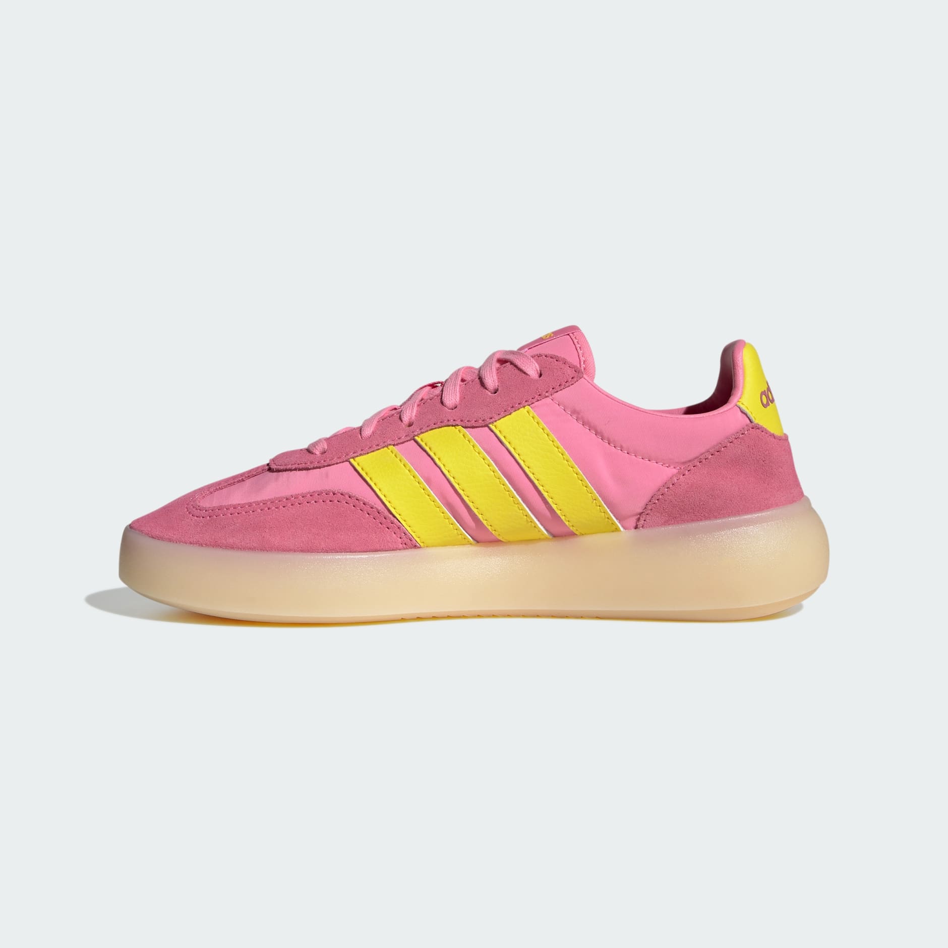 レディース【ADIDAS】BARREDA DECODE W BLIS/PURE/PINK 国内発送 adidas Women's Pink Barreda Decode Sneakers | PacSun