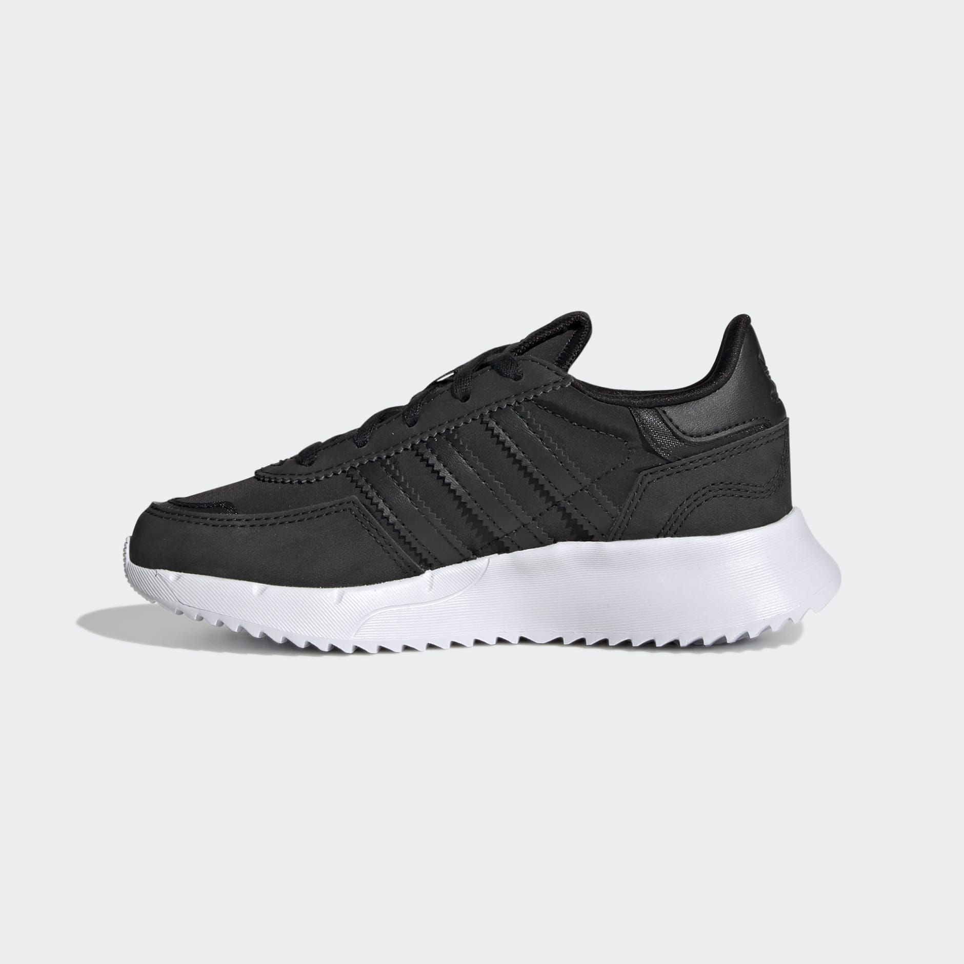 Retropy F2 Shoes