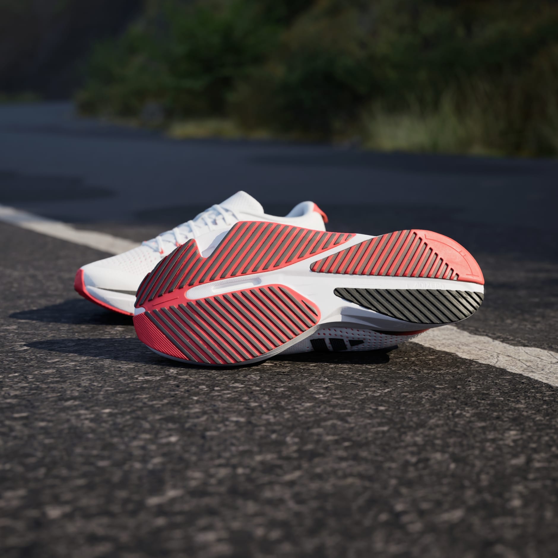 ADIZERO SL - 白色| adidas香港官方網上商店