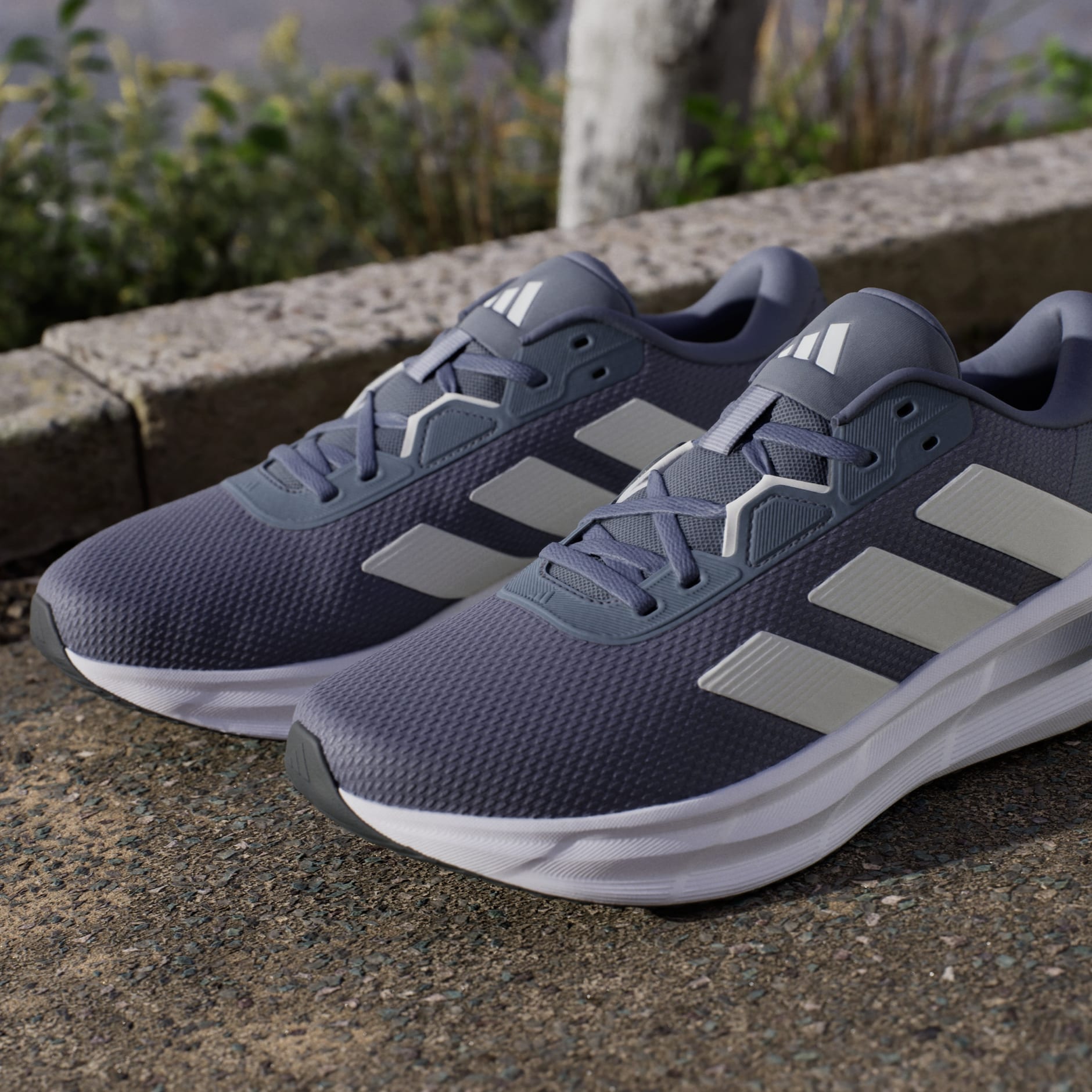 Galaxy 7 Running Shoes