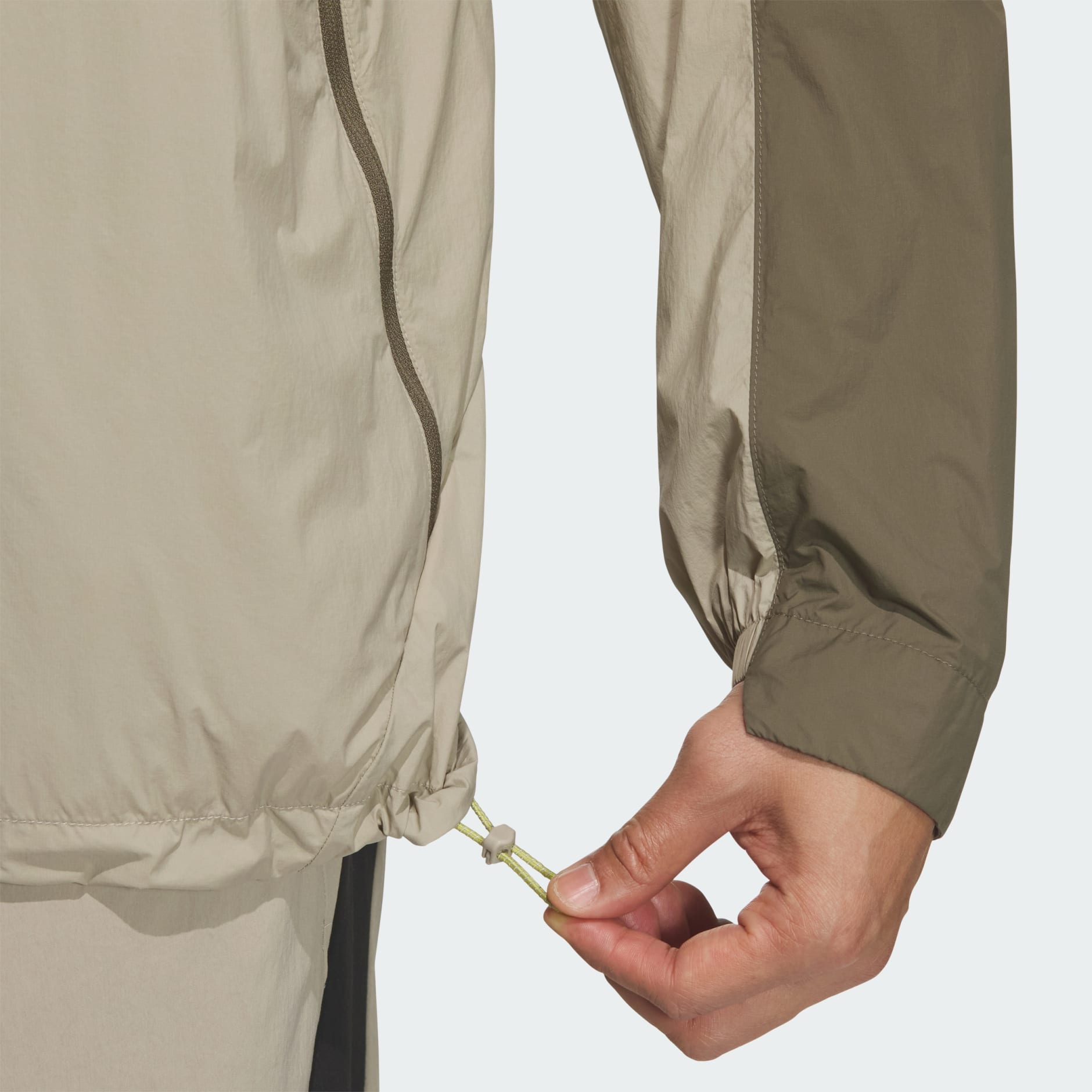 Vi&scaron;efunkcionalna jakna otporna na vjetar