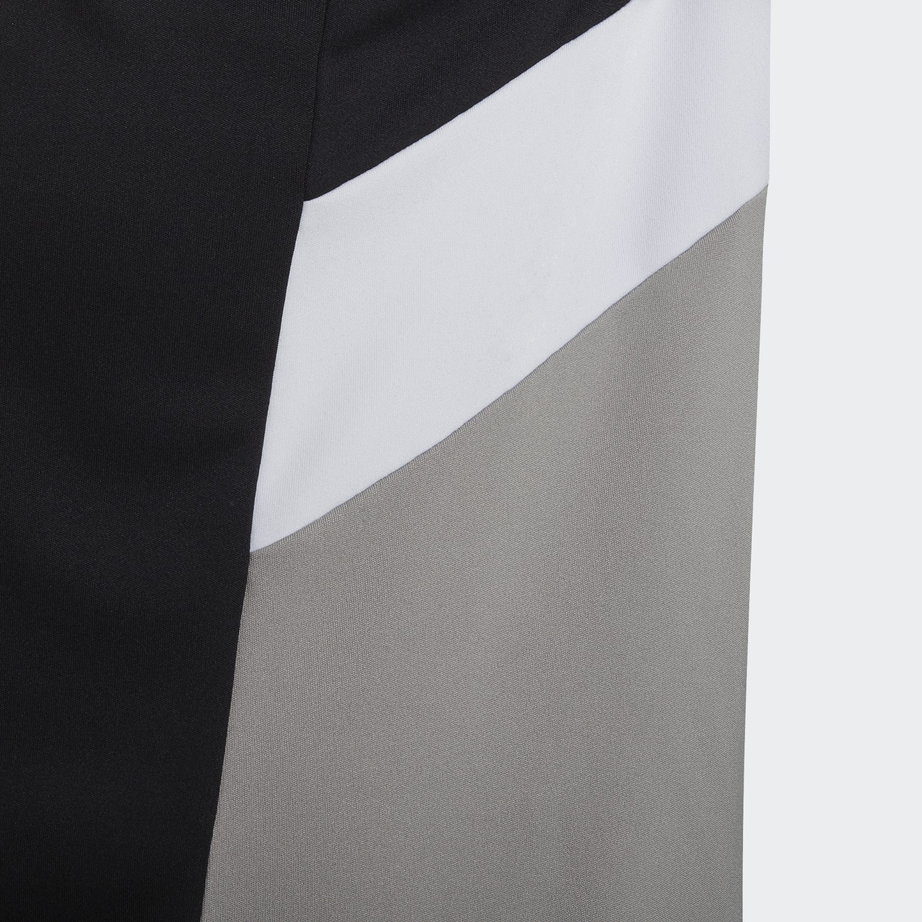Design to Move Tee
