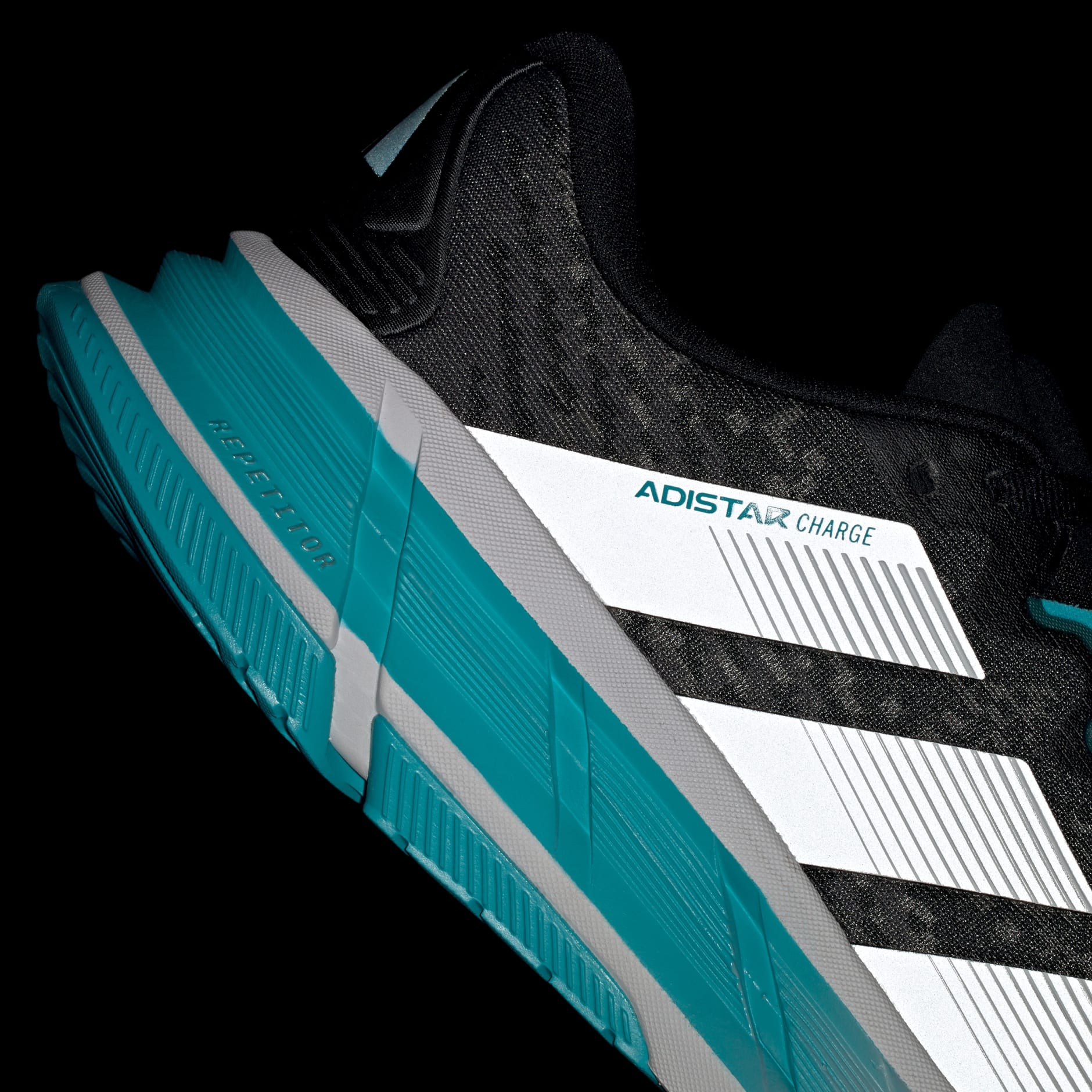 ADISTAR RUNNING SHOES